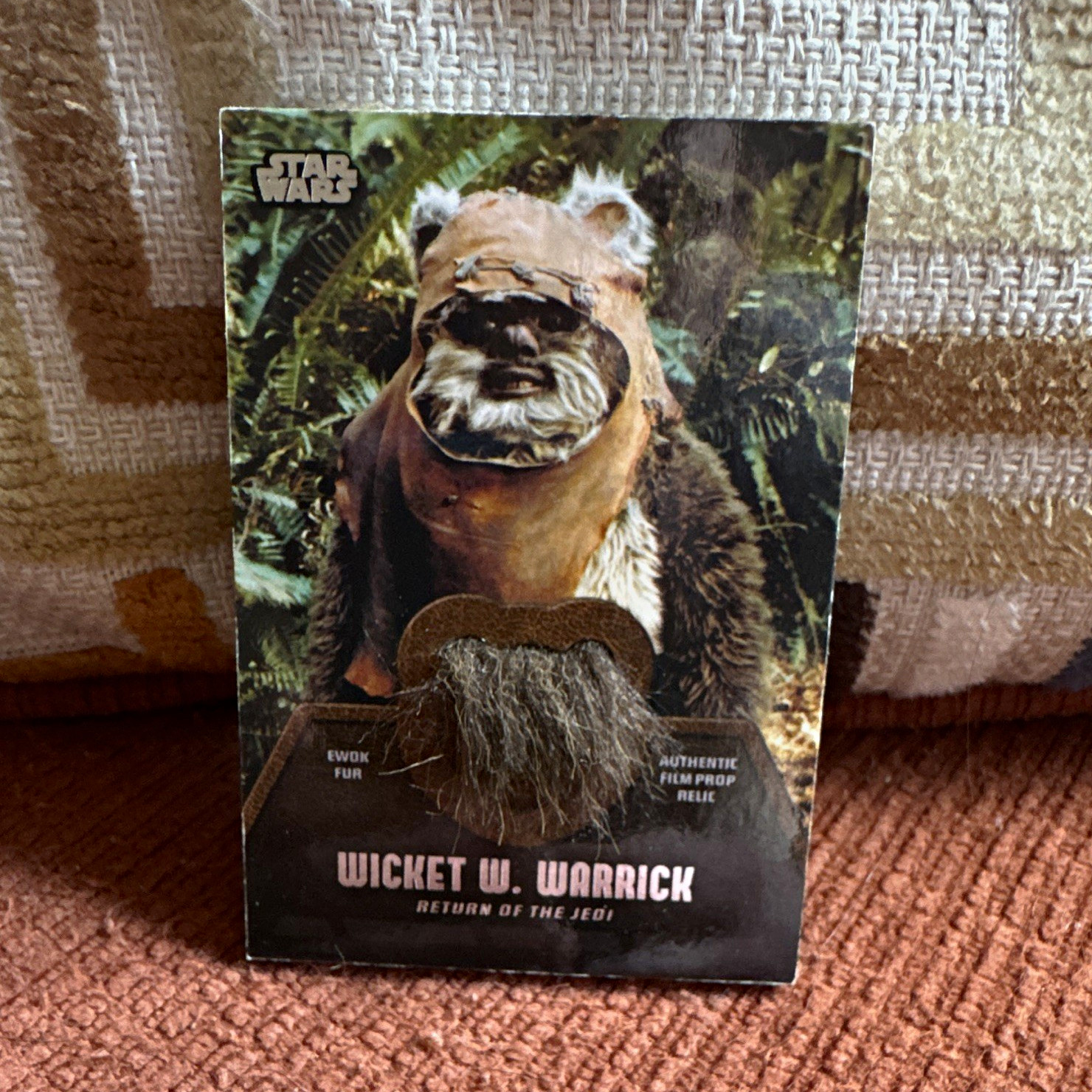 Topps 2013 Star Wars Jedi Legacy Ewok Relics Wicket W. Warrick Real Prop Fur