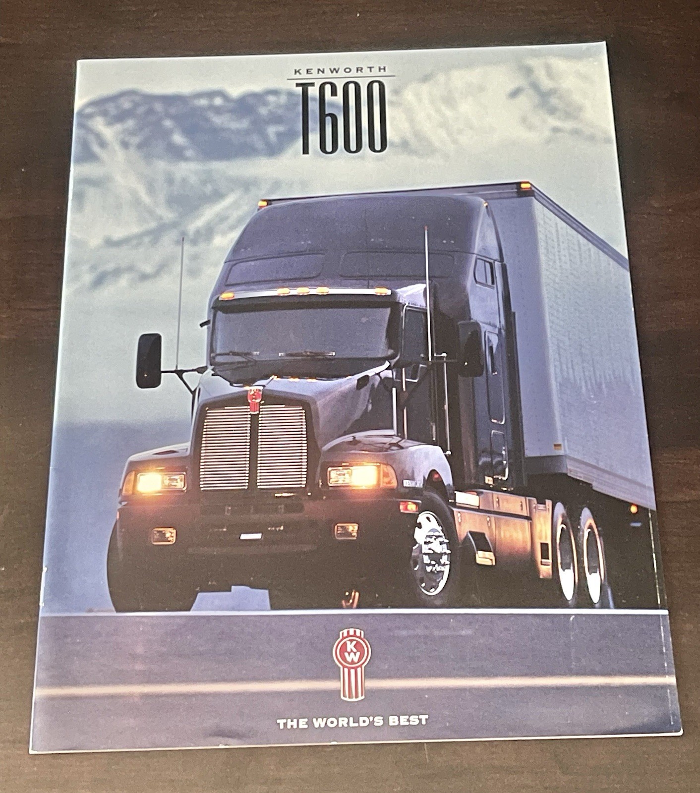1997 Kenworth T600 Heavy Duty Truck Brochure Collectible NOS
