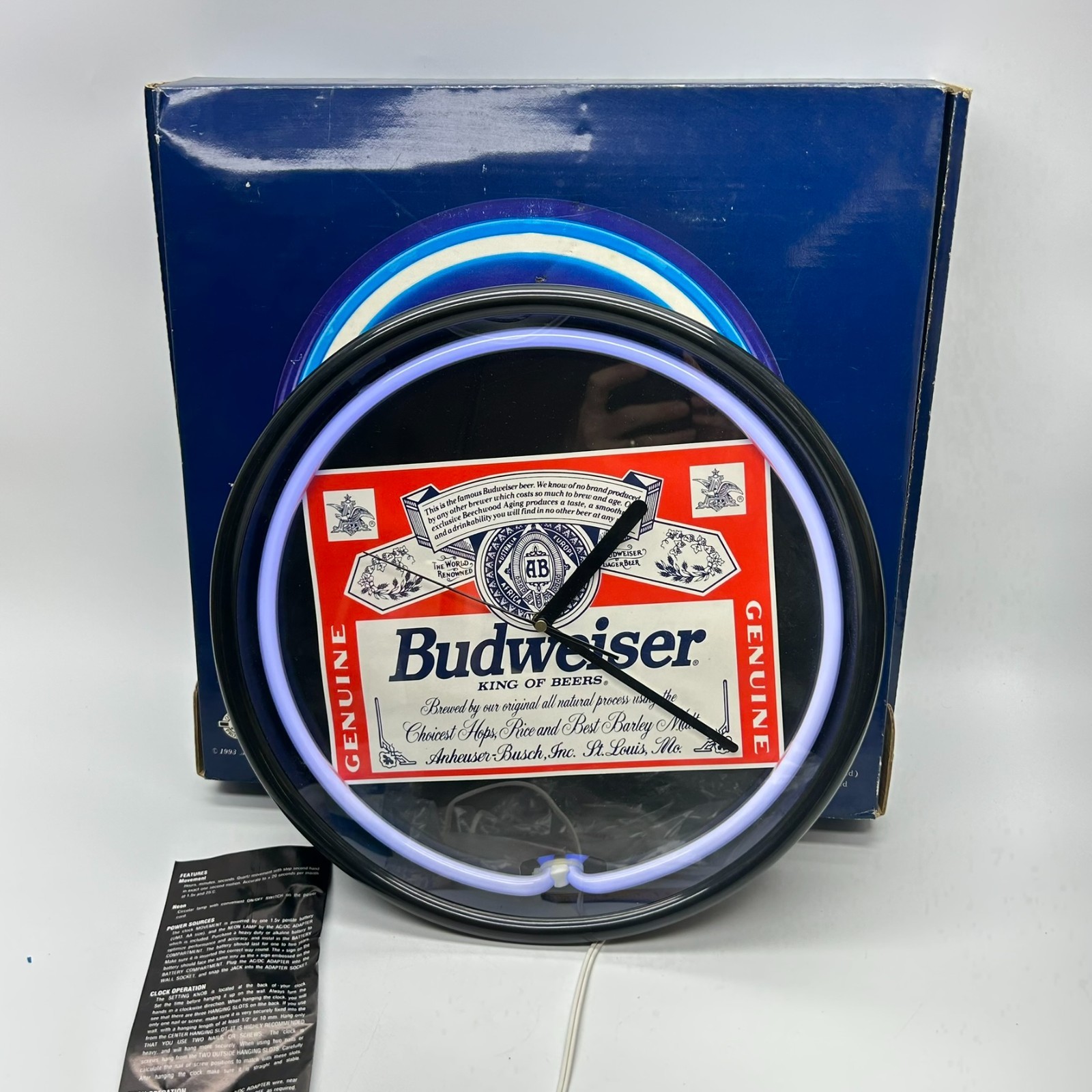 Vintage 1993 Genuine Budweiser King of Beers Neon Ring Analog Wall Clock 1993 Vintage 1993 Genuine Budweiser King of Beers Neon Ring Analog Wall Clock 1993