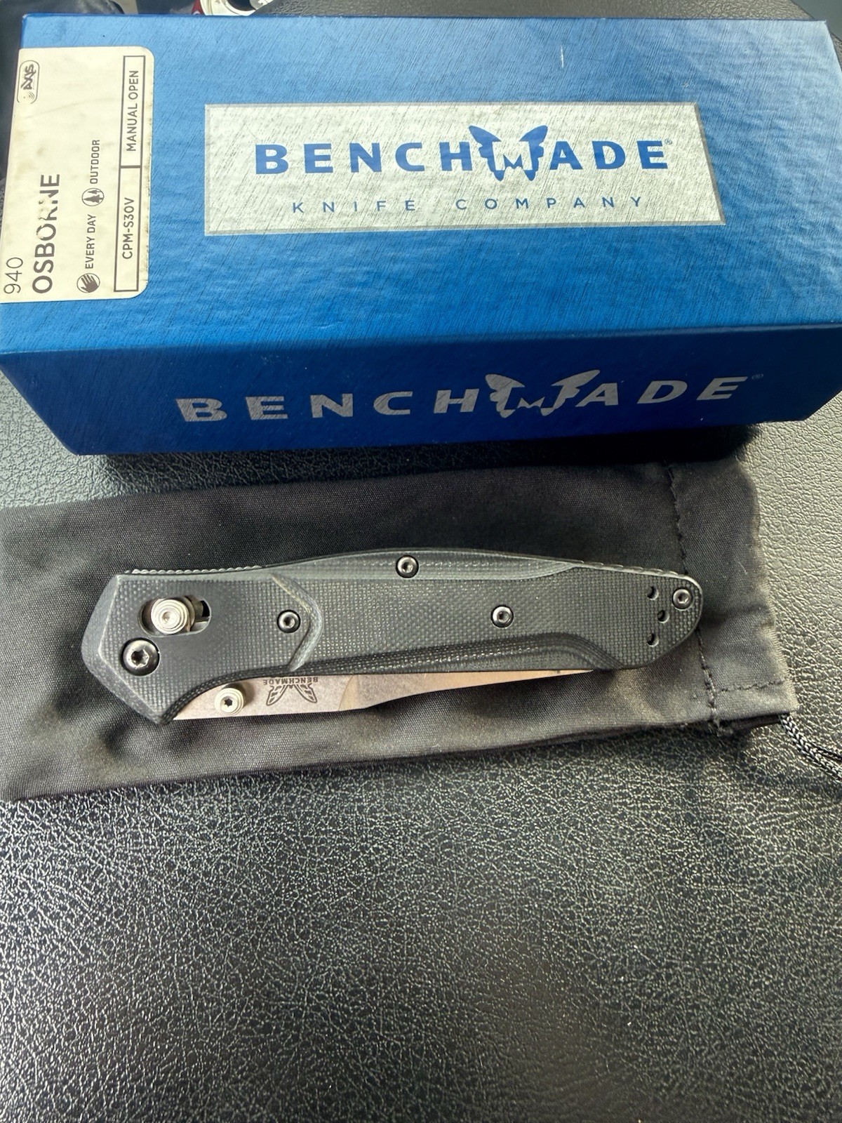 Benchmade 940-2 Osborne Reverse Tanto Blade Knife - Black Benchmade 940-2 Osborne Reverse Tanto Blade Knife - Black