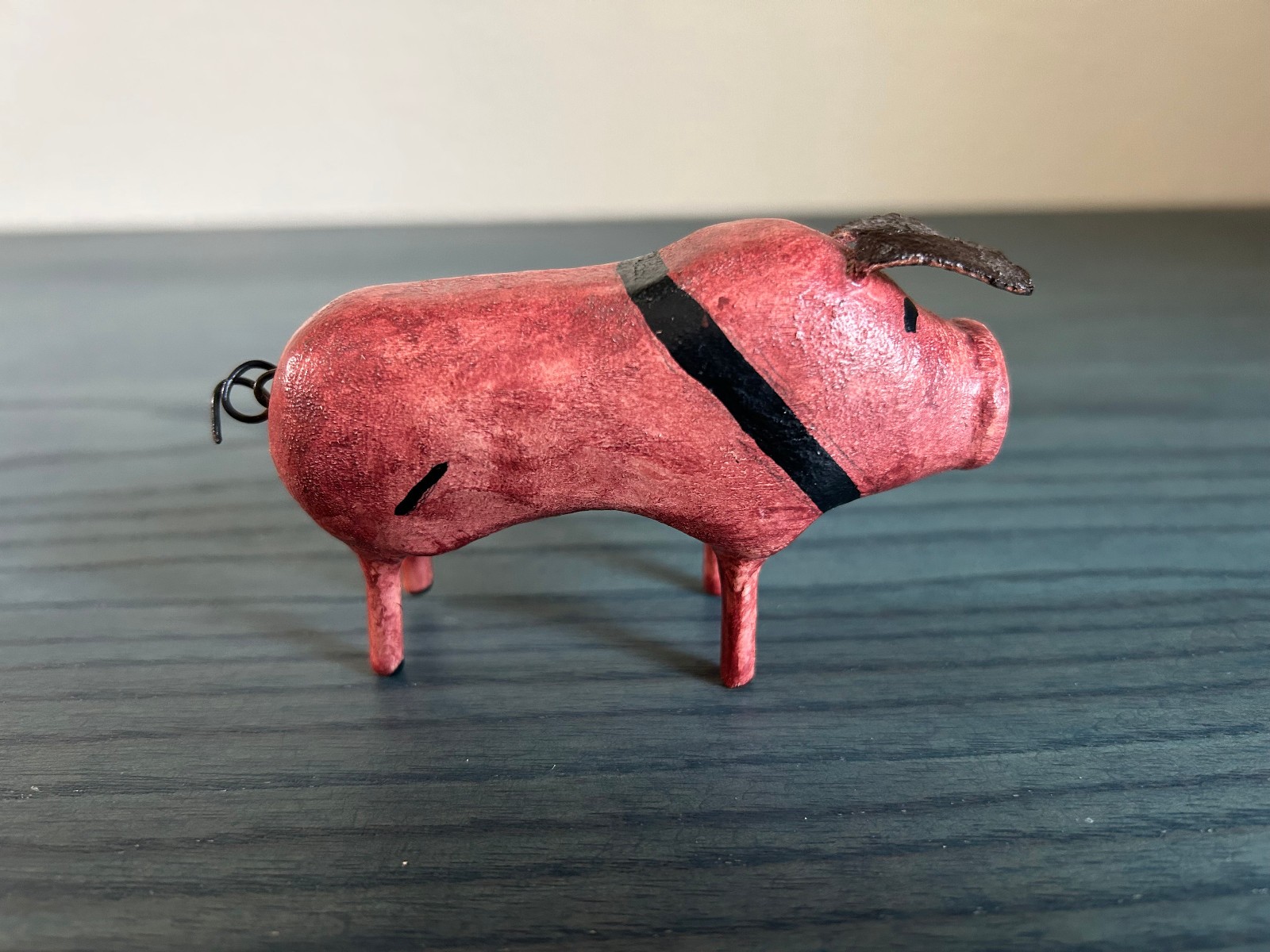Vintage Hand-Carved Wooden Pig Figurine Folk Art Rustic Farmhouse Artisan Vintage Hand-Carved Wooden Pig Figurine Folk Art Rustic Farmhouse Artisan