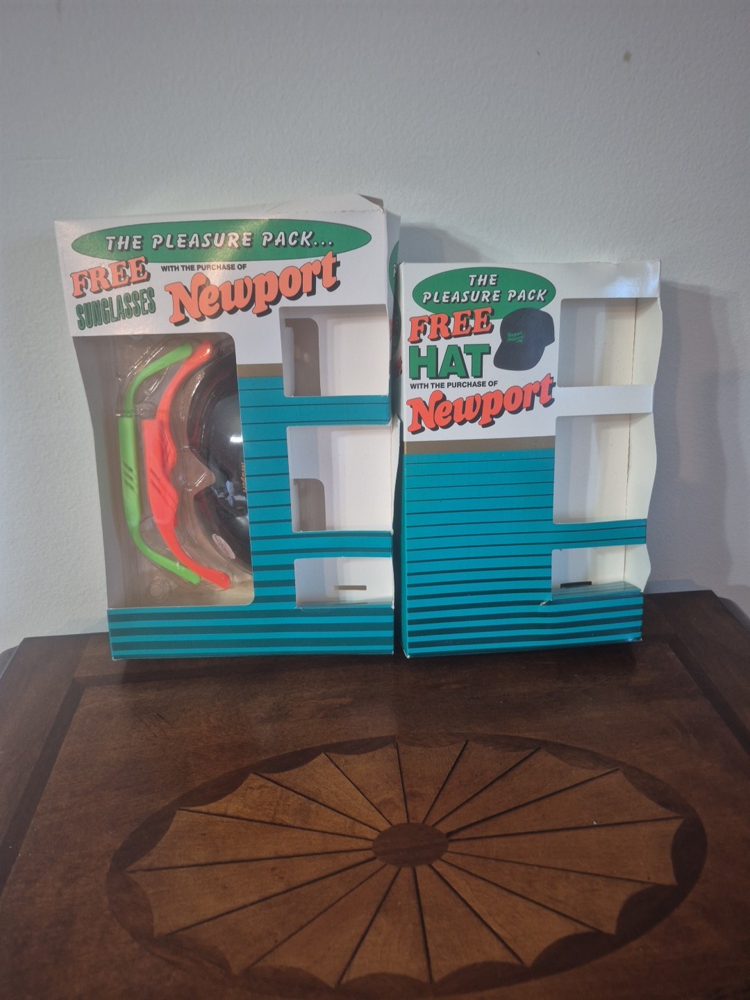 Vintage Newport Tobacco \ Vintage Newport Tobacco \
