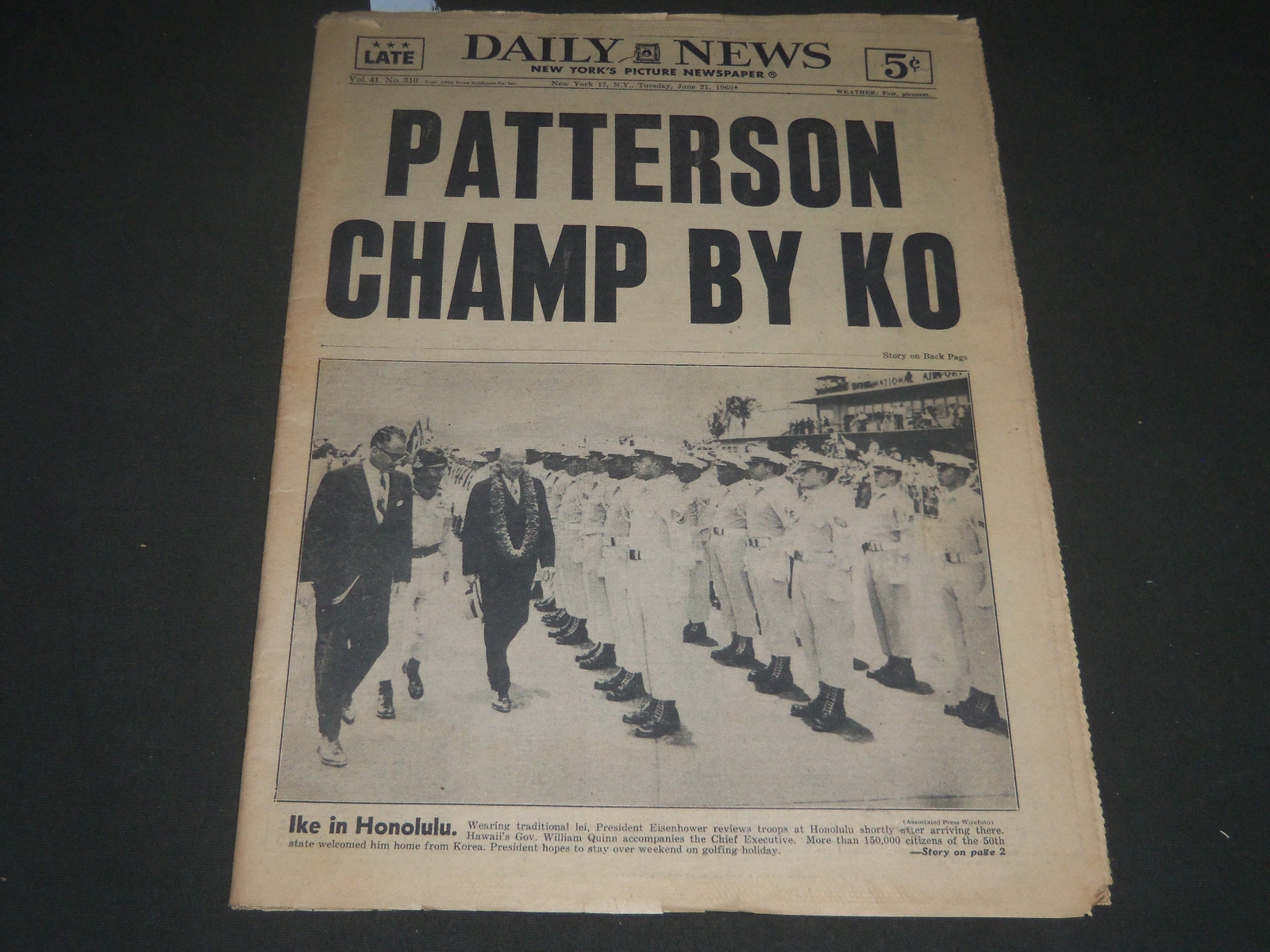 1960 JUNE 21 NEW YORK DAILY NEWS - PATTERSON CHAMP BY KO - NP 2417 1960 JUNE 21 NEW YORK DAILY NEWS - PATTERSON CHAMP BY KO - NP 2417