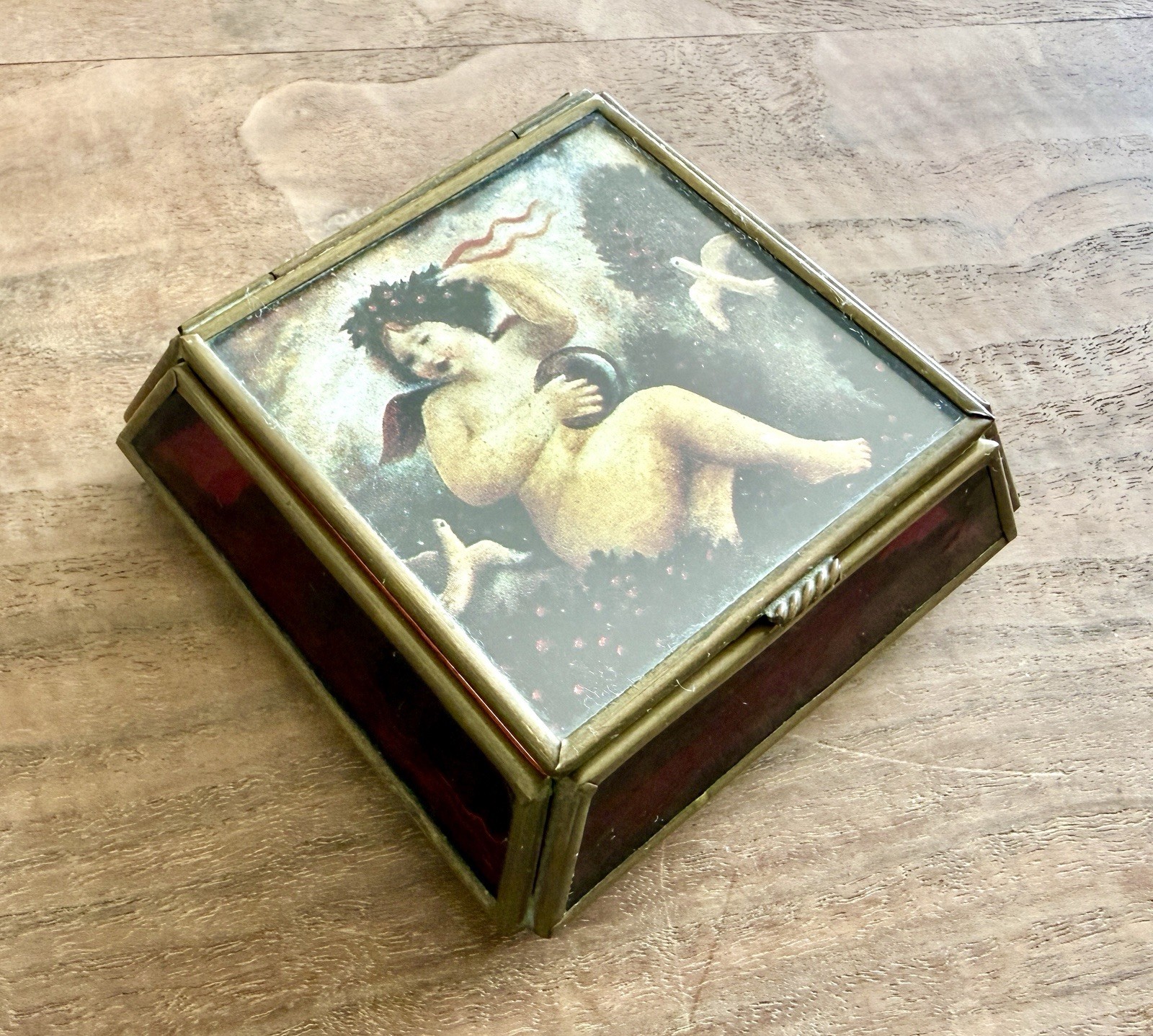 1997 VIVA Tiffany Style Cherub Angel Red Glass Trinket Jewelry Box Chain Mexico