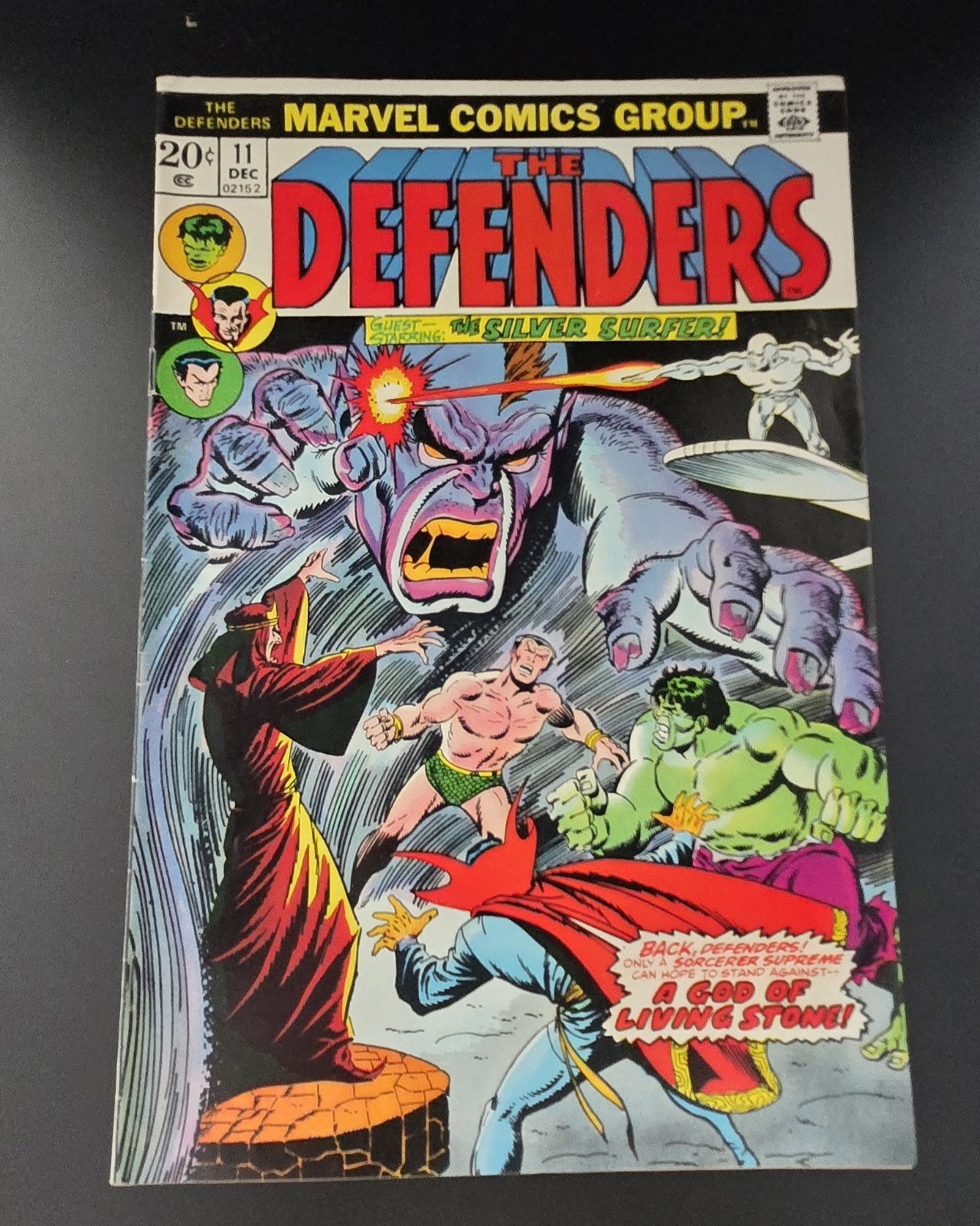 The Defenders #11 (Marvel Comics December 1973) FN/VF Condition The Defenders #11 (Marvel Comics December 1973) FN/VF Condition