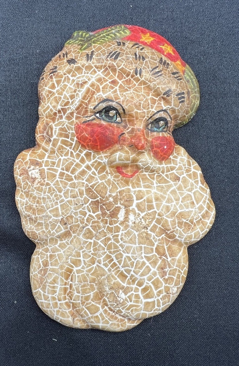 Rare 1988 Vaillancourt Folk Art Santa Face Chalkware Christmas Signed 4” Rare 1988 Vaillancourt Folk Art Santa Face Chalkware Christmas Signed 4”