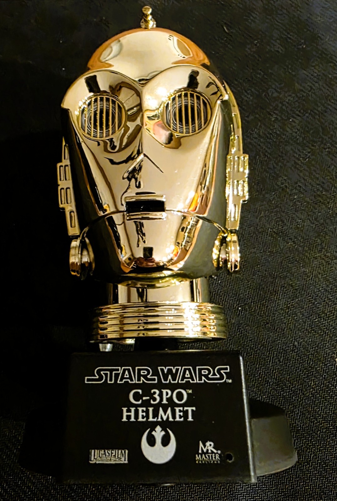 2007 Master Replicas Star Wars C-3PO Electronic .45 Scale Helmet SW-418 Loose