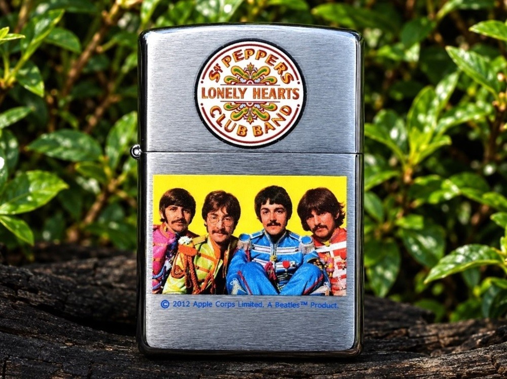 The Beatles Sgt. Peppers Lonely Hearts Club Band Zippo Lighter - John Lennon The Beatles Sgt. Peppers Lonely Hearts Club Band Zippo Lighter - John Lennon
