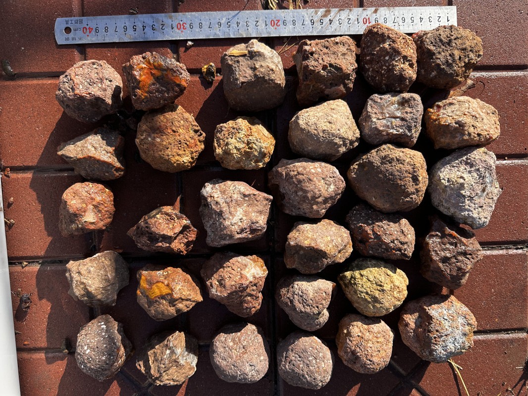 Rough China pujiang Agate Achat Nodule Specimen thundereggs 1kg 6-12pcs Rough China pujiang Agate Achat Nodule Specimen thundereggs 1kg 6-12pcs