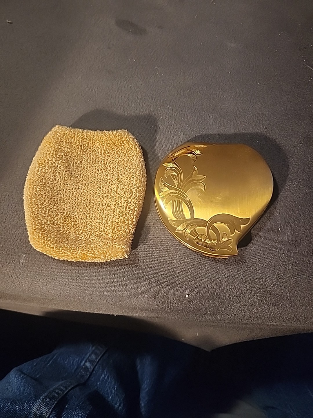 Compact Gold Unused Elgin American Heart Floral Made in the USA 1950s Vintage