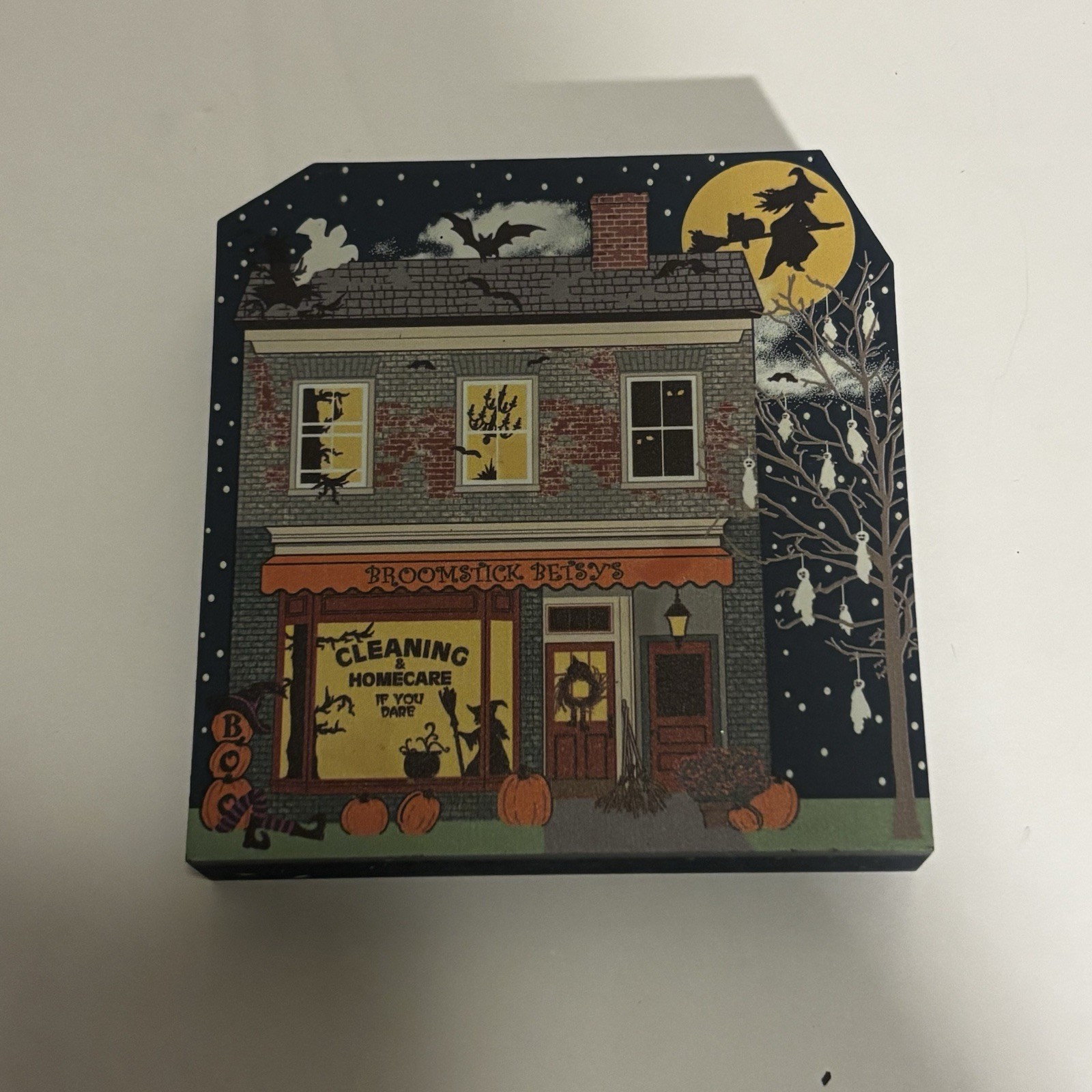 Cat's Meow Village Halloween Broomstick Betsys Cleaning Homecare #17-632 Cat's Meow Village Halloween Broomstick Betsys Cleaning Homecare #17-632