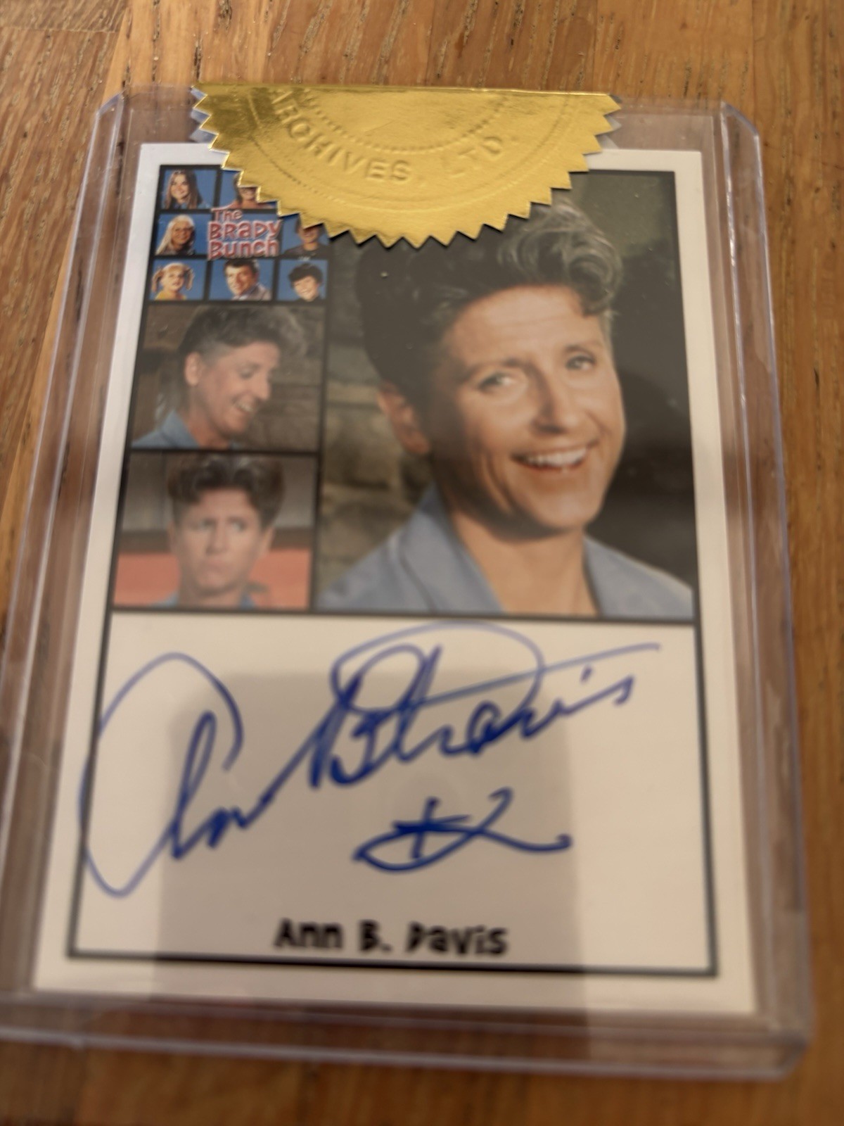 THE COMPLETE BRADY BUNCH 2011 RA ANN B. DAVIS AS ALICE NELSON AUTOGRAPH d. 2014