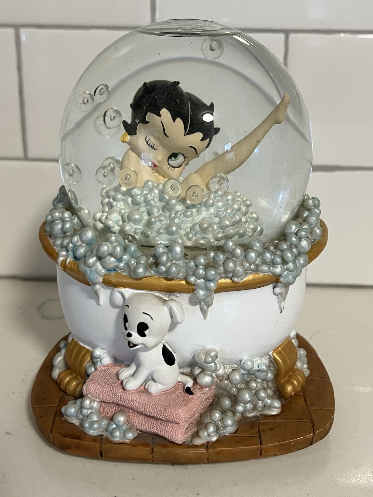 RARE-Vintage-Betty Boop in Bubble Bath Musical Water Globe-I Wanna Be Loved By U RARE-Vintage-Betty Boop in Bubble Bath Musical Water Globe-I Wanna Be Loved By U