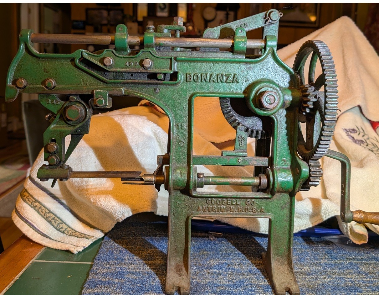 Antique Goodell Co. Bonanza Apple Peeler and Corer Antique Goodell Co. Bonanza Apple Peeler and Corer