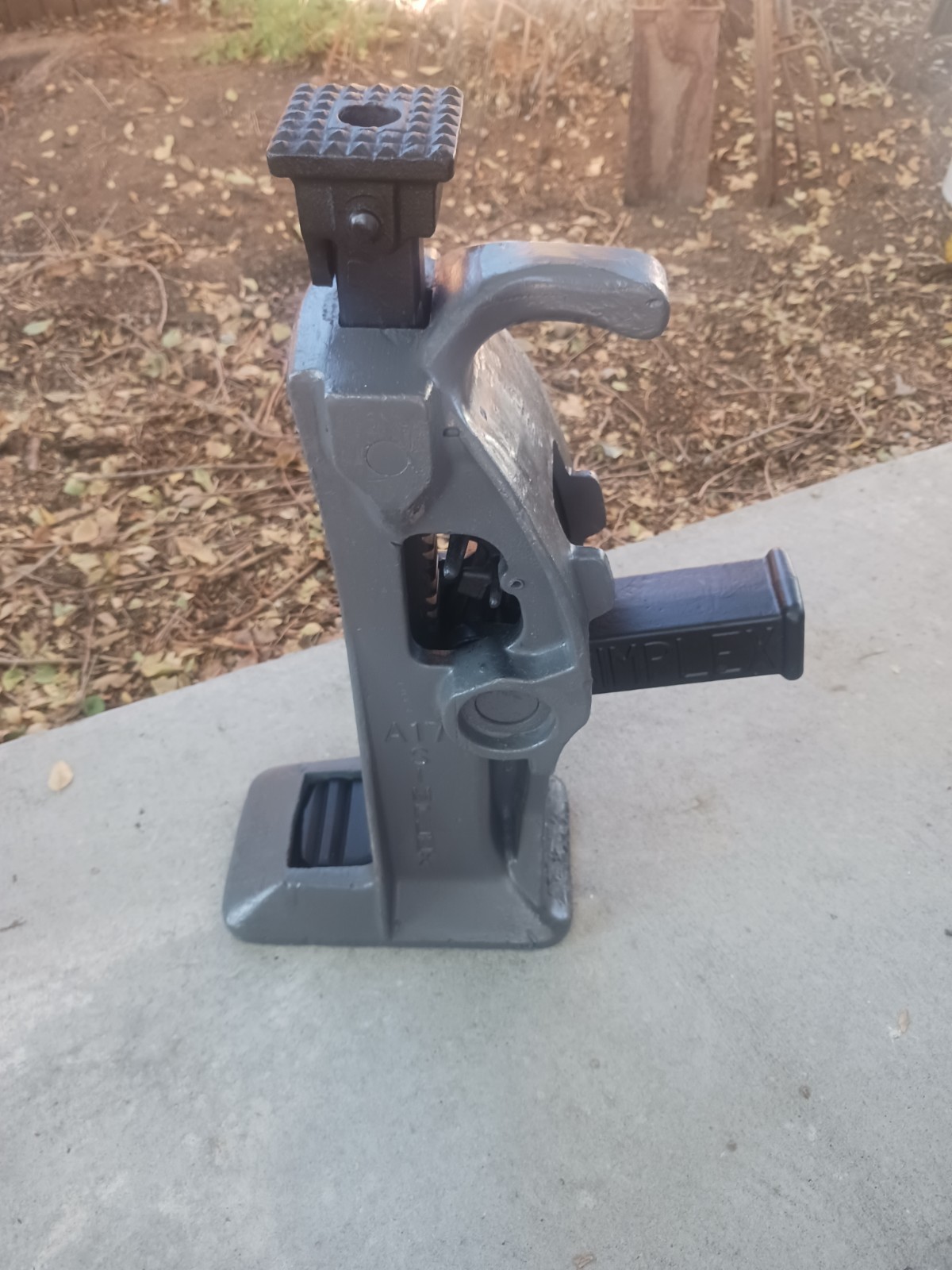 Vintage SIMPLEX 17A Aluminum Railroad Jack...15 Ton Jack 13
