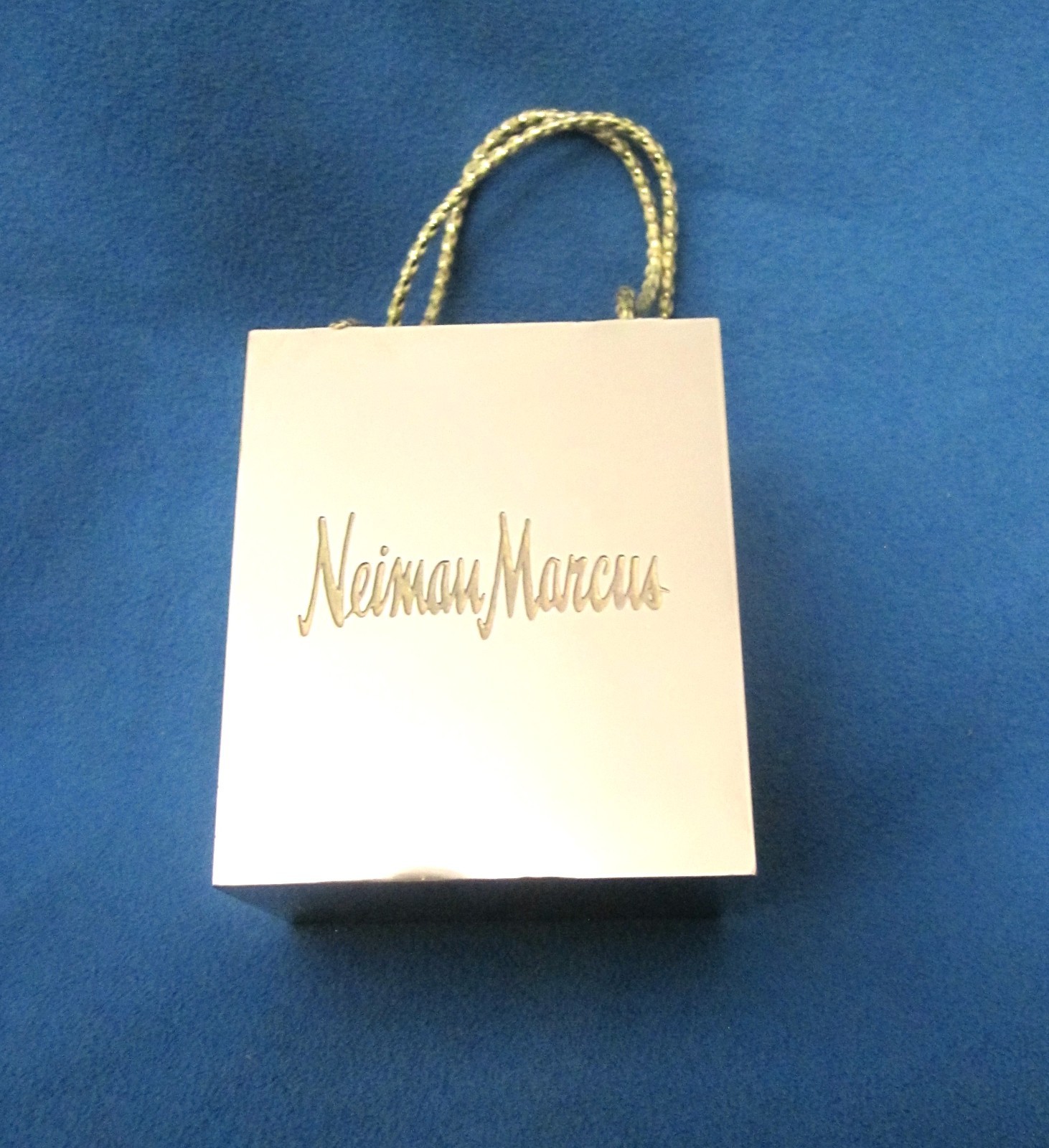 Vtg. Neiman Marcus Silver Plate Gift Bag Christmas Ornament Reed & Barton 2.5 Vtg. Neiman Marcus Silver Plate Gift Bag Christmas Ornament Reed & Barton 2.5
