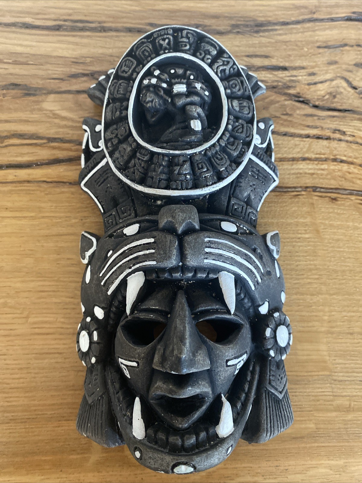 Mayan Sculpture With Mayan Calendar Hand Made Wall Hanging Mayan Sculpture With Mayan Calendar Hand Made Wall Hanging
