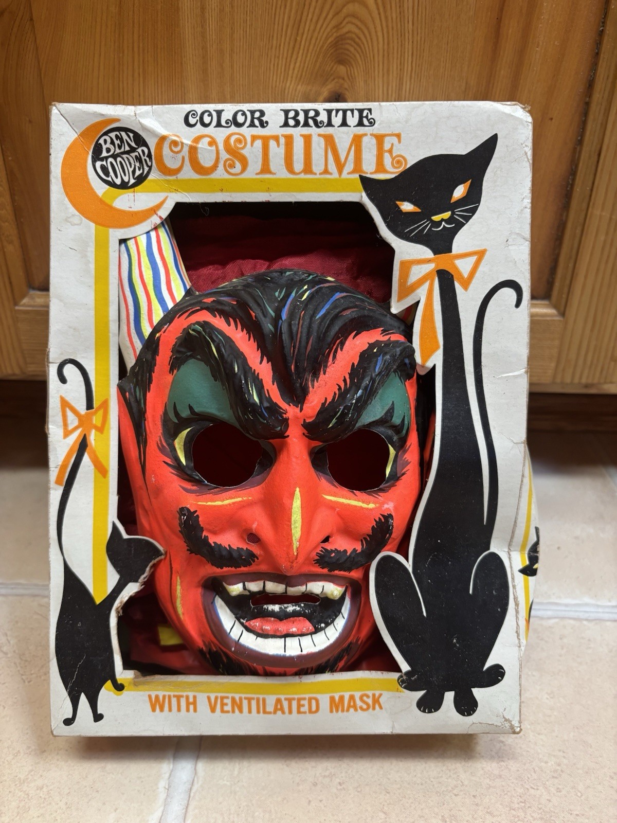 Rare 1973 Large 12-14 Youth Halloween Ben Cooper DEVIL Costume/Mask Color Brite Rare 1973 Large 12-14 Youth Halloween Ben Cooper DEVIL Costume/Mask Color Brite