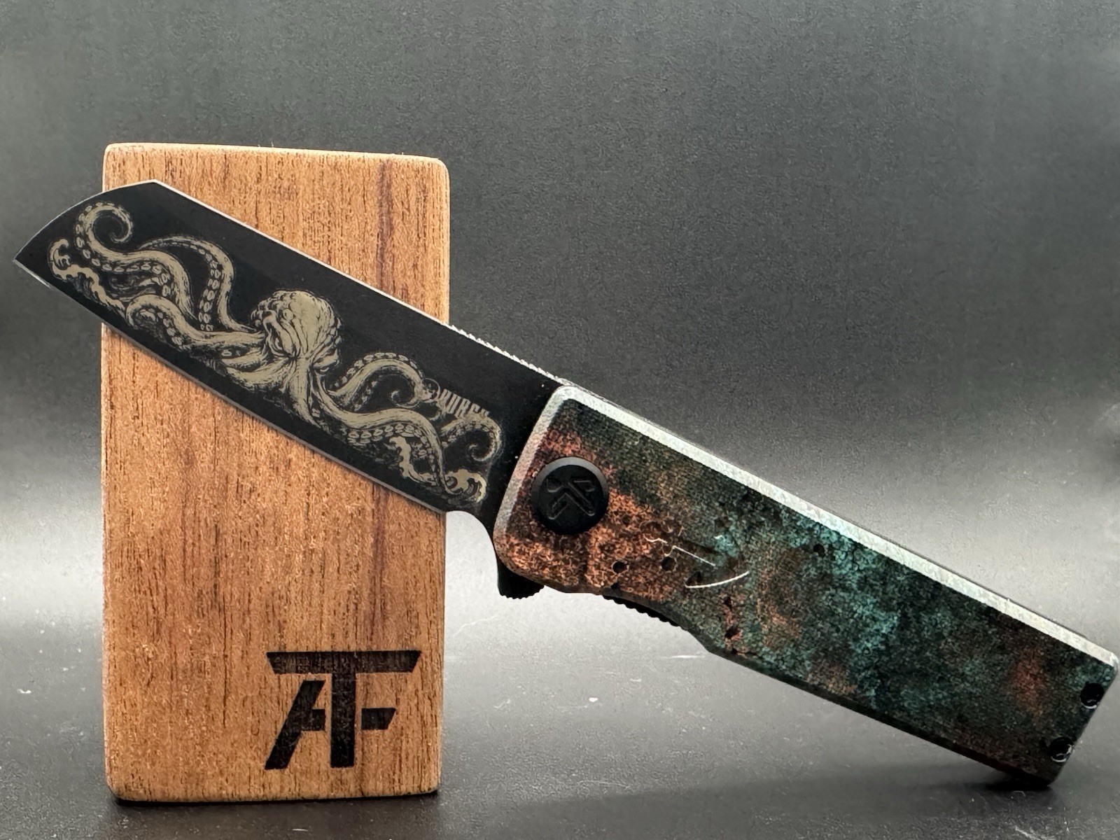 Kubey Sailor EDC Gripper Texas Blade Co Collab with Kraken Engraving Kubey Sailor EDC Gripper Texas Blade Co Collab with Kraken Engraving