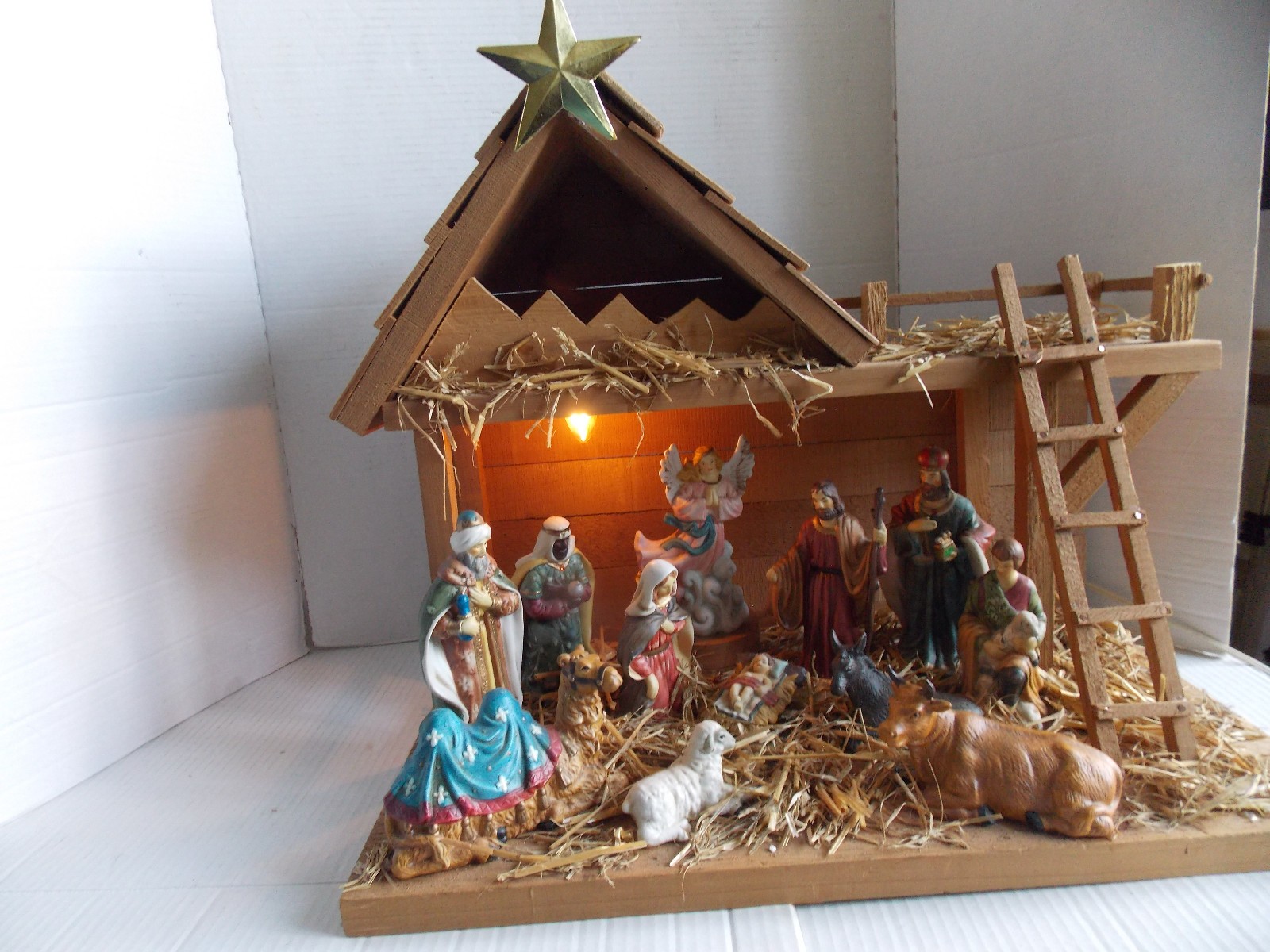 Large Vintage Nativity Set with Wood & Ceramic 20” X 11,5”x 18,5 Large Vintage Nativity Set with Wood & Ceramic 20” X 11,5”x 18,5