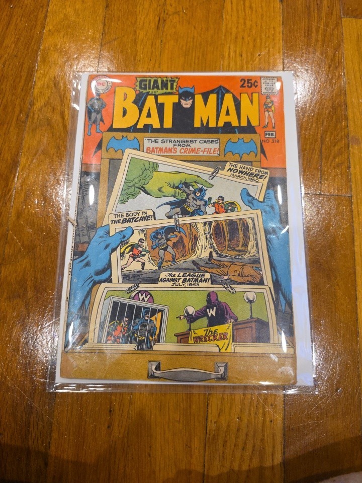 BATMAN #218 GIANT SIZE early Bronze Age DC Comics 1970 BATMAN #218 GIANT SIZE early Bronze Age DC Comics 1970