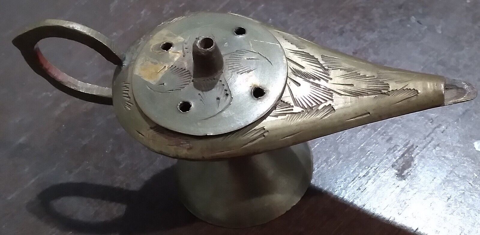 Vintage Miniature Solid Brass Aladdin Lamp