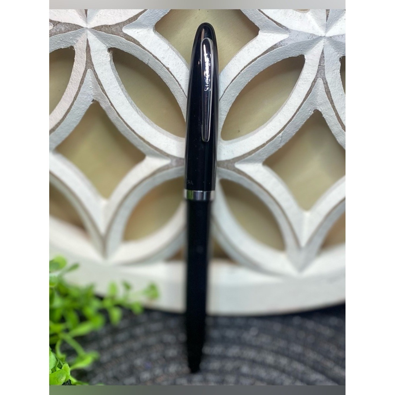 Vintage Black Sheaffer Fountain Pen Vintage Black Sheaffer Fountain Pen
