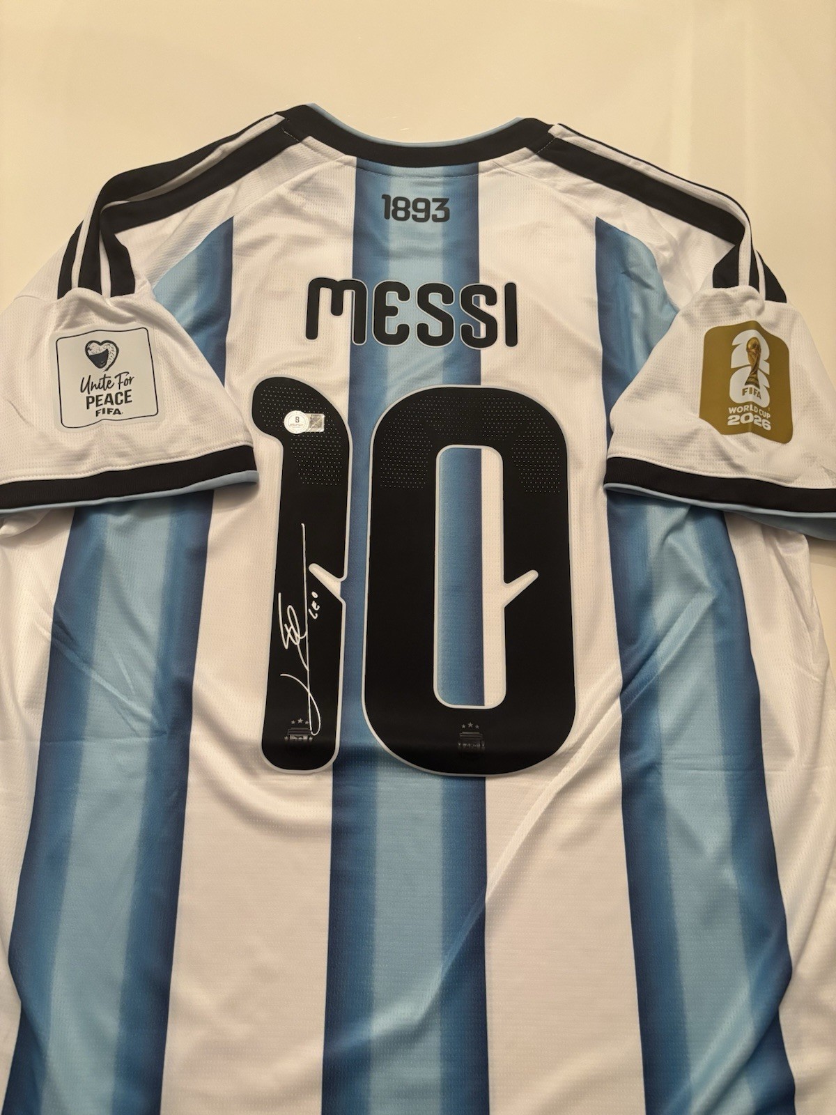 🔥⚽️ Lionel Messi, Hand Signed 2026 Argentina Home Jersey Beckett COA ⚽️🔥