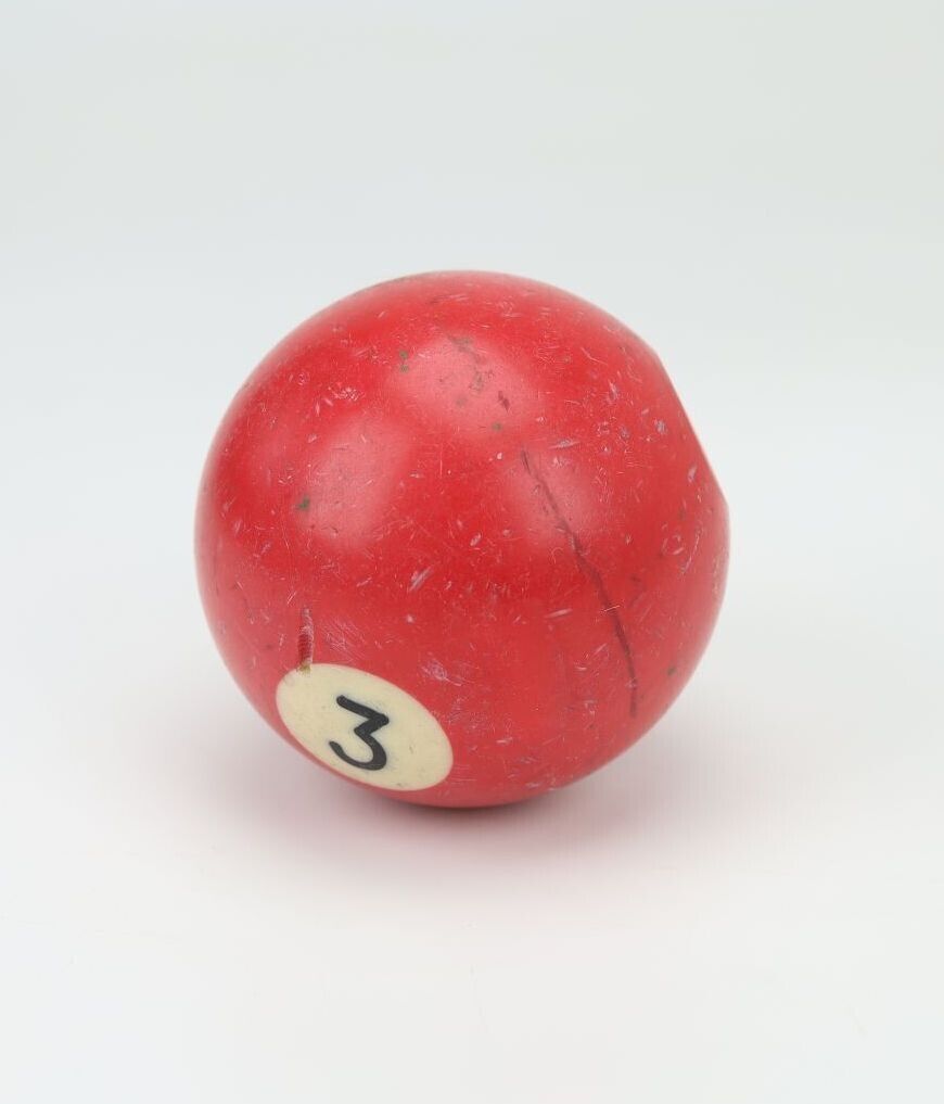 Vintage Bakelite Ball 165  grams - red inside - diameter 2,25 inches