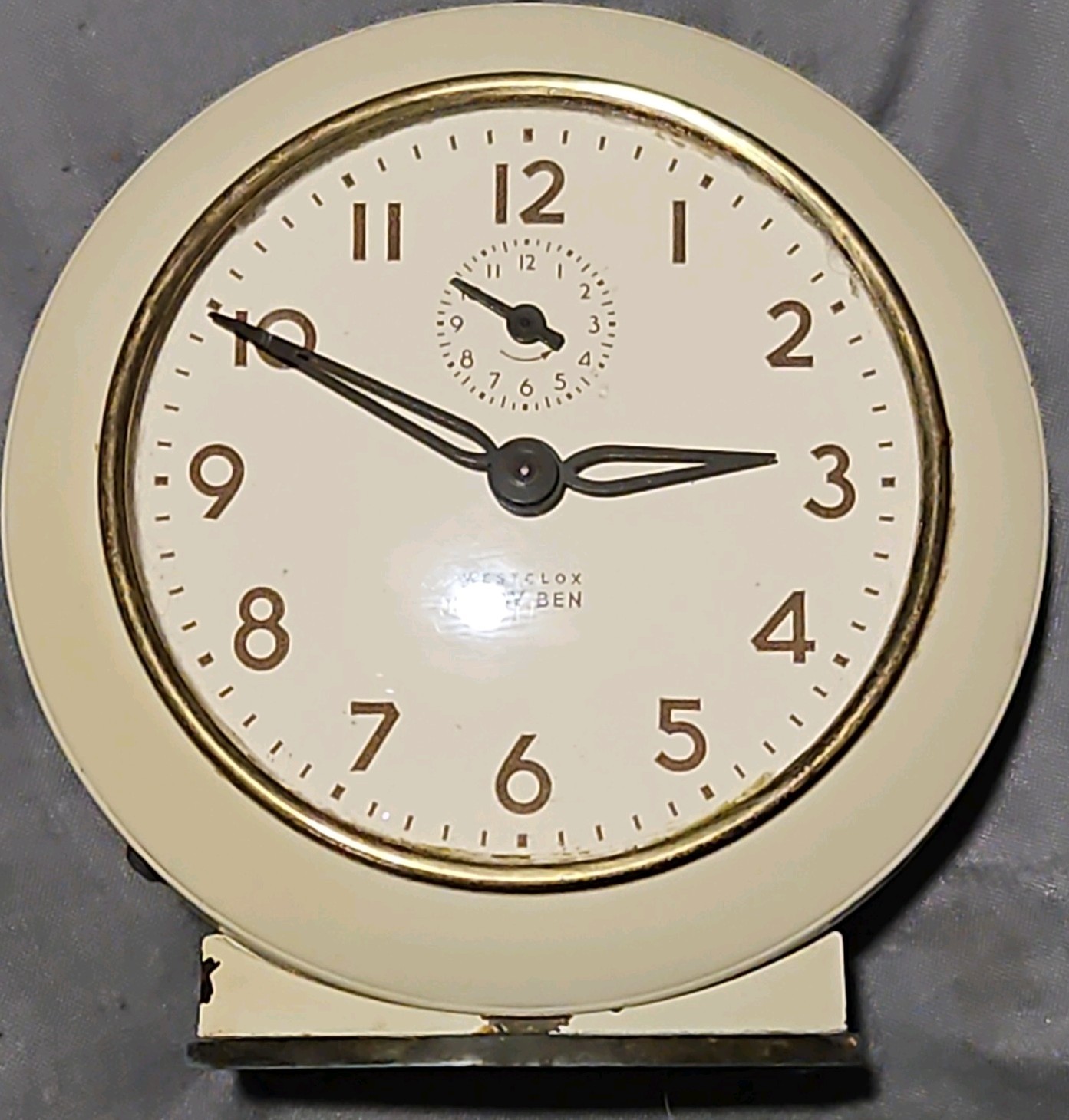 Westclox Baby Ben Beige Round Analog Alarm Clock w/ Arabic Numerals Westclox Baby Ben Beige Round Analog Alarm Clock w/ Arabic Numerals