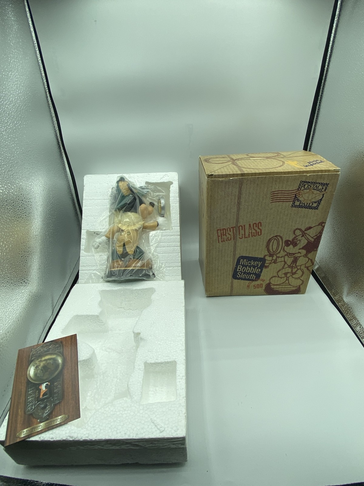 Disney Mickey Bobble Sleuth Figurine Signed Noble Limited 500 Epcot 2002 Box