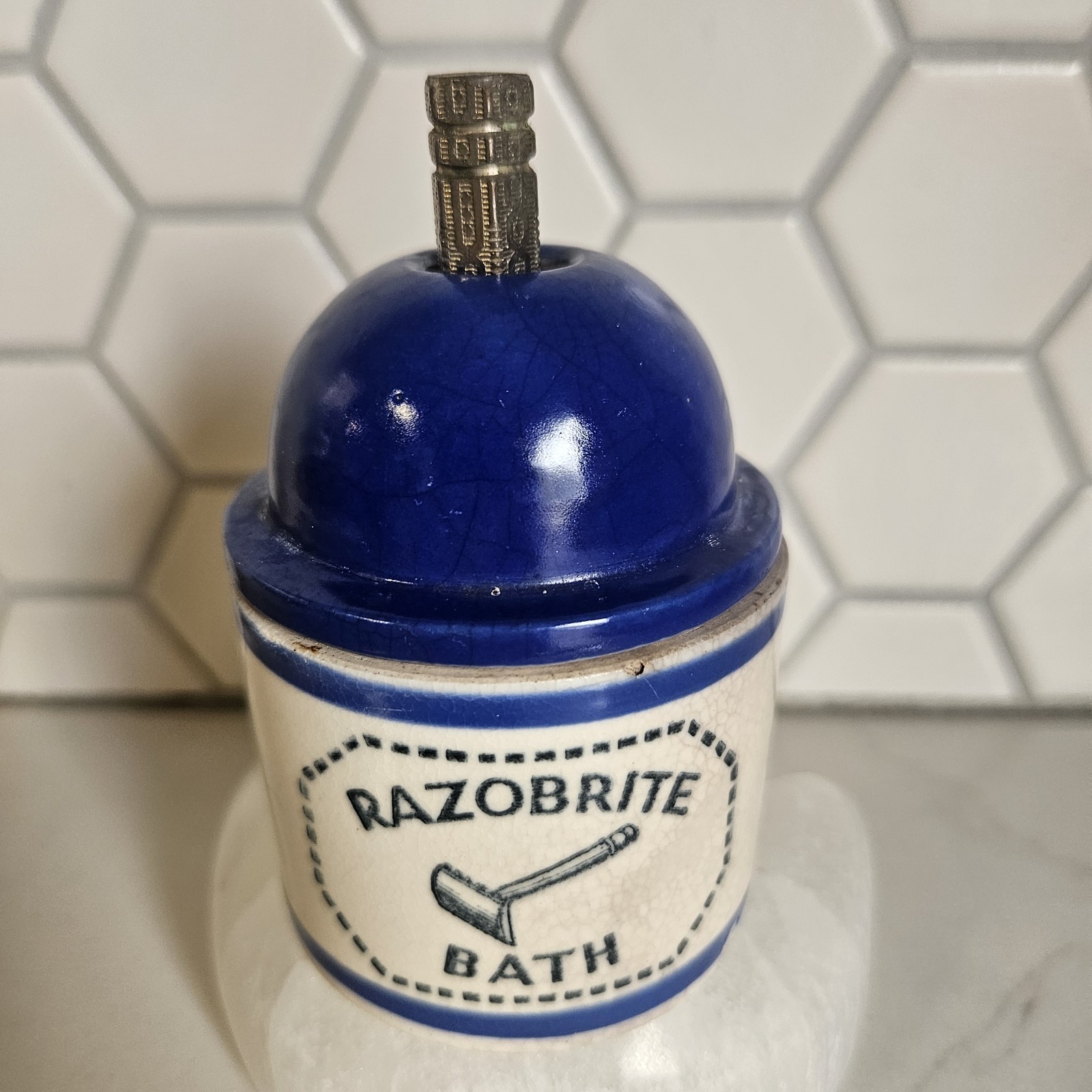 Vintage RAZORBRITE BATH Stoneware Safety Razor Bath Cleaner & Ever-ready Razor Vintage RAZORBRITE BATH Stoneware Safety Razor Bath Cleaner & Ever-ready Razor