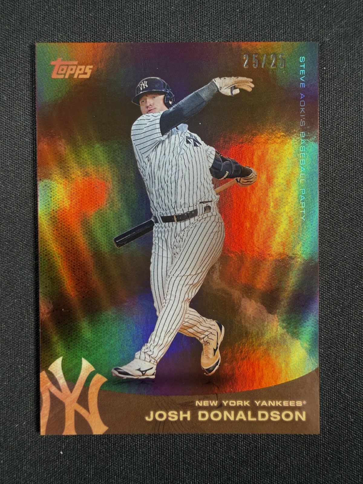 2022 TOPPS X STEVE AOKI PARTY JOSH DONALDSON Yellow Glitter Blast 25/25 26