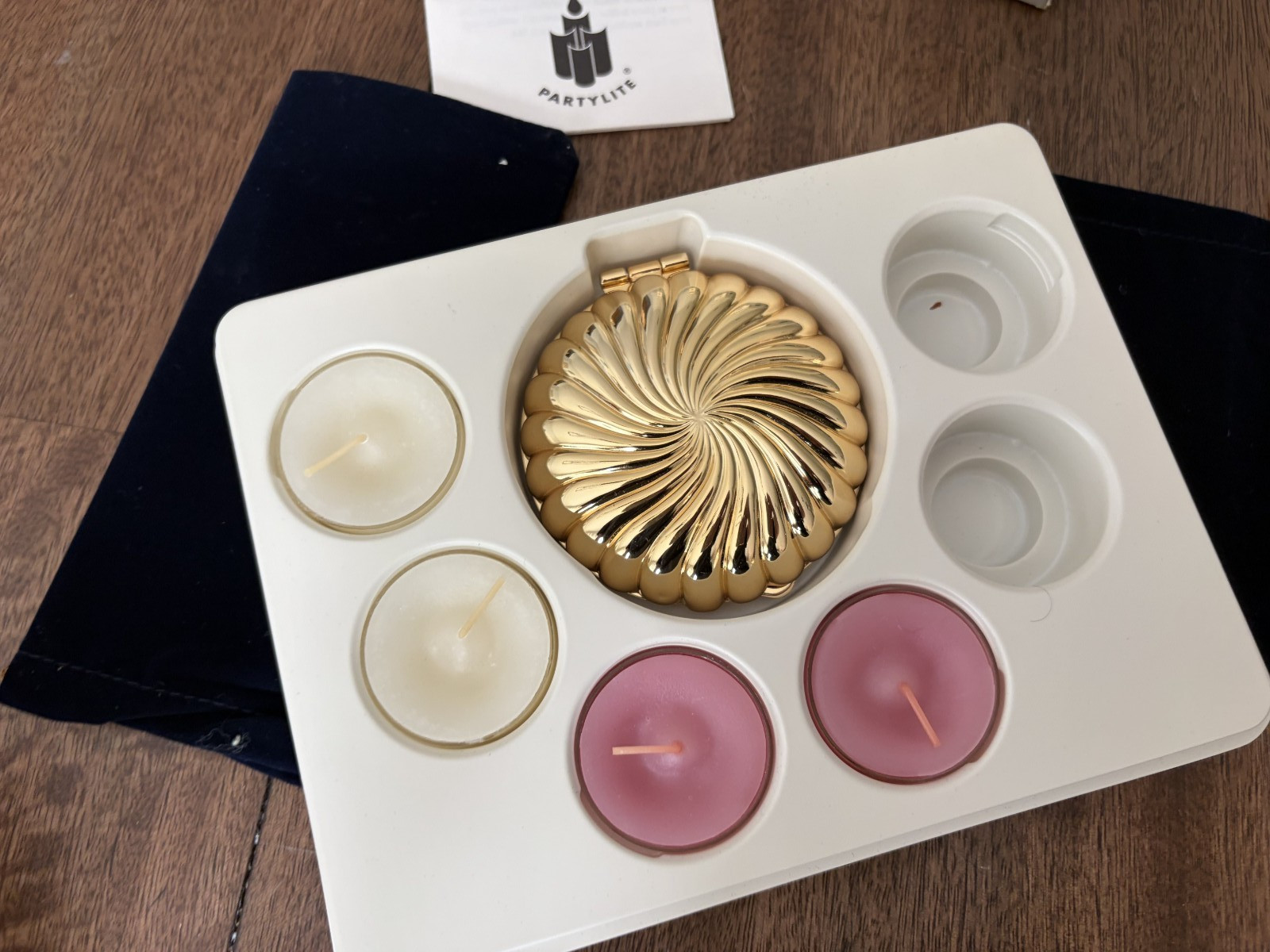 vintage Partylite Travel Tealights Set Gold Shell With/ Bags One Missing READ vintage Partylite Travel Tealights Set Gold Shell With/ Bags One Missing READ