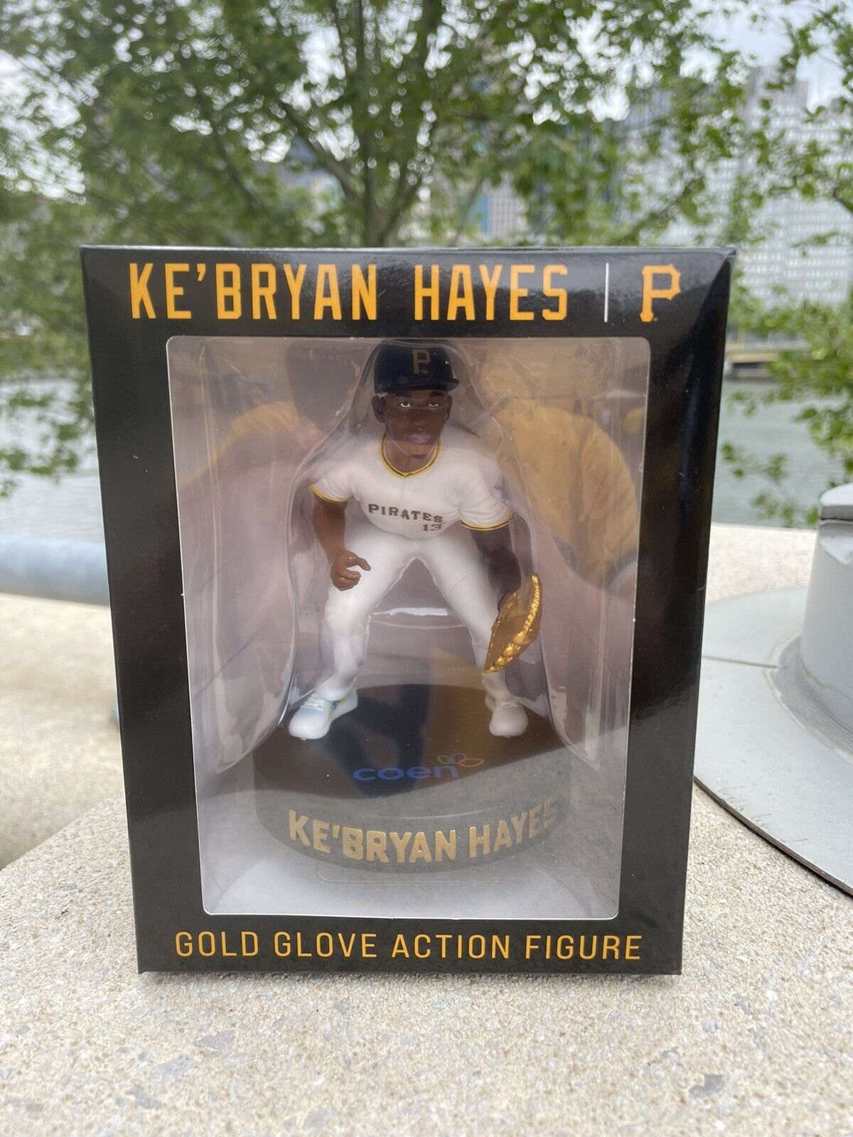Pittsburgh Pirates Ke'Bryan Hayes Gold Glove Action Figure SGA 5/5/2024