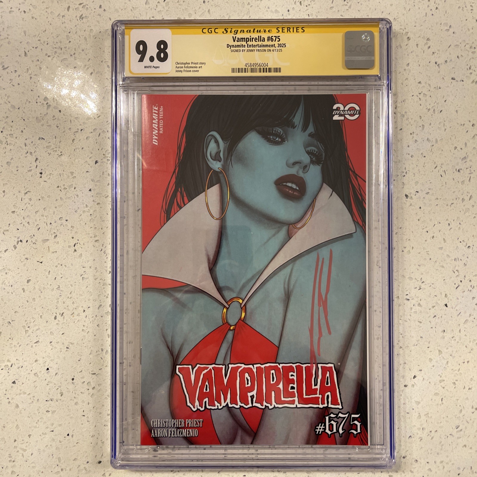 VAMPIRELLA #675 SIGNED By Jenny Frison CGC 9.8 SS ⭐️⭐️⭐️⭐️ VAMPIRELLA #675 SIGNED By Jenny Frison CGC 9.8 SS ⭐️⭐️⭐️⭐️