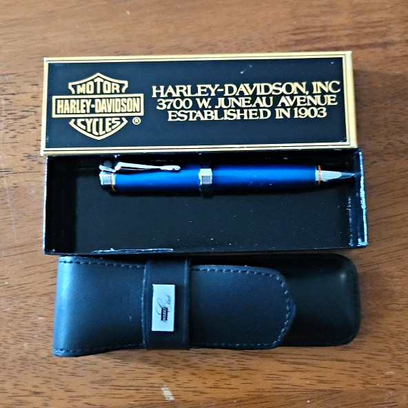 Harley-Davidson Licensed Blue Pen Set with Black Case & Harley-Davidson Inc. Box Harley-Davidson Licensed Blue Pen Set with Black Case & Harley-Davidson Inc. Box