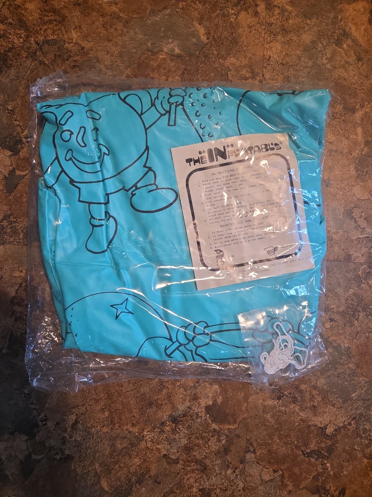 Vtg 90s KoolaidMan Kool Aid Bursts Teal Bottle Shape Inflatable HTF Rare Vtg 90s KoolaidMan Kool Aid Bursts Teal Bottle Shape Inflatable HTF Rare