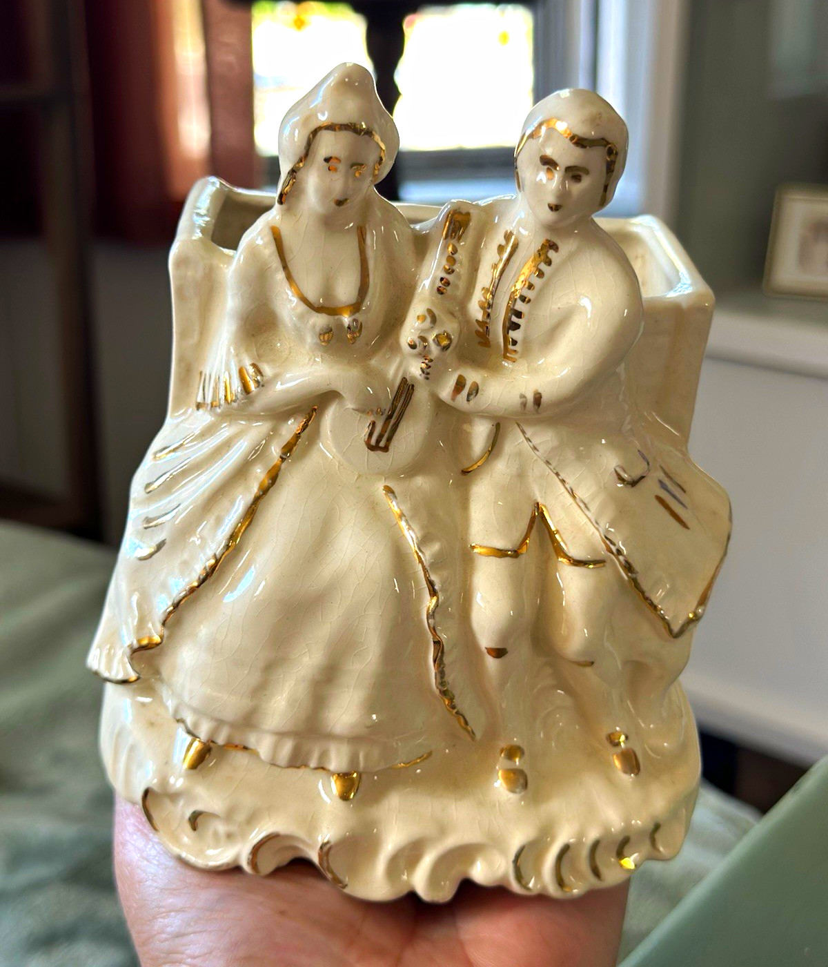 Vintage Ceramic Romantic Couple Planter/Vase - Cream with Gold Accents Vintage Ceramic Romantic Couple Planter/Vase - Cream with Gold Accents
