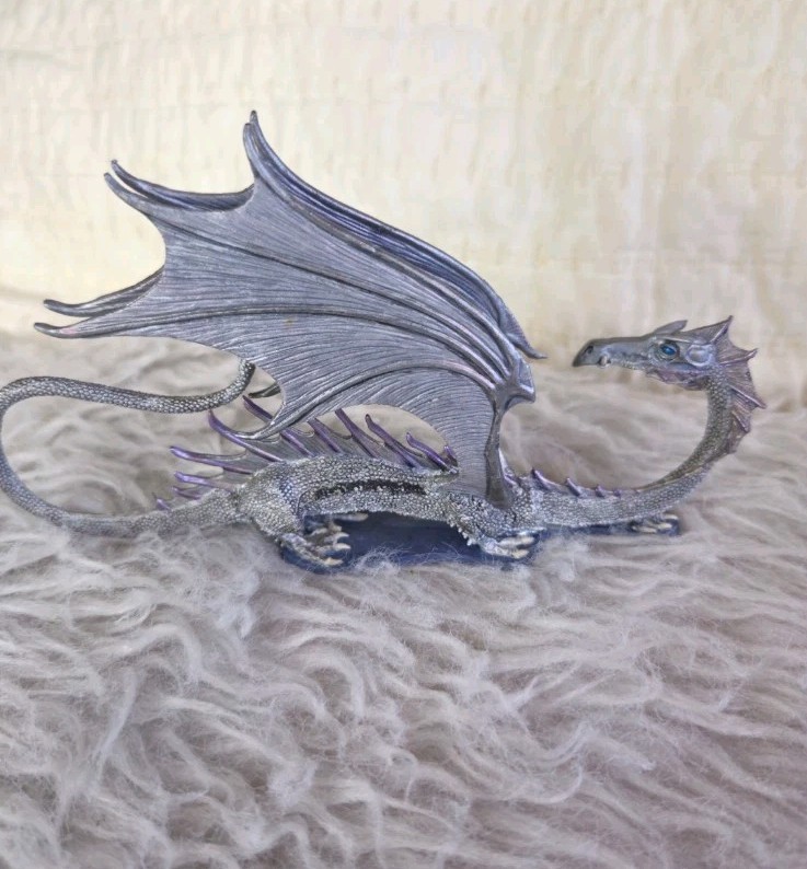 Vintage Ral Partha Pewter Winged Dragon D&D Dungeons & Dragons 86 Blue Eyes RARE Vintage Ral Partha Pewter Winged Dragon D&D Dungeons & Dragons 86 Blue Eyes RARE