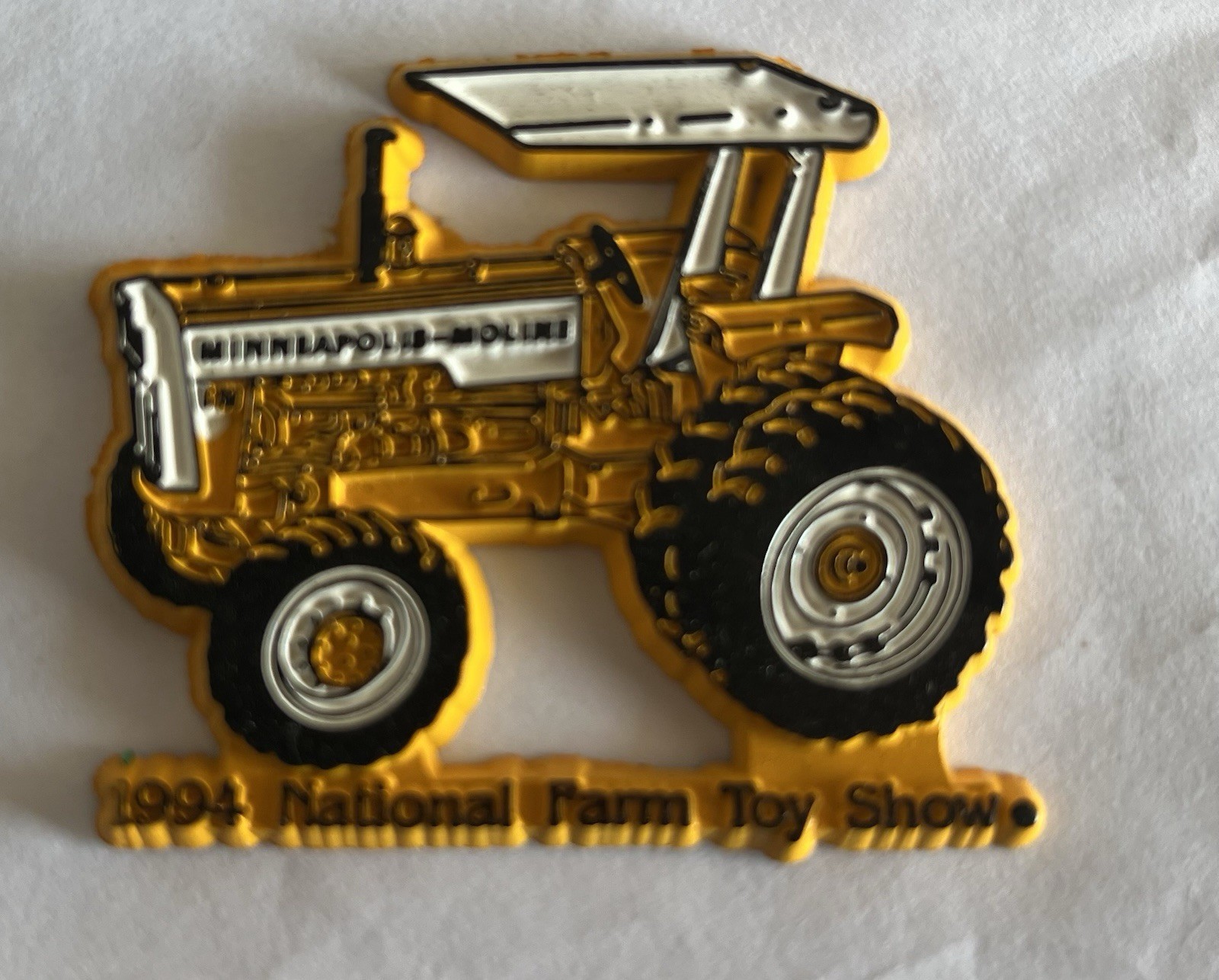 Minneapolis Moline G-750 1994 Toy Farmer Rubber Tractor Magnet