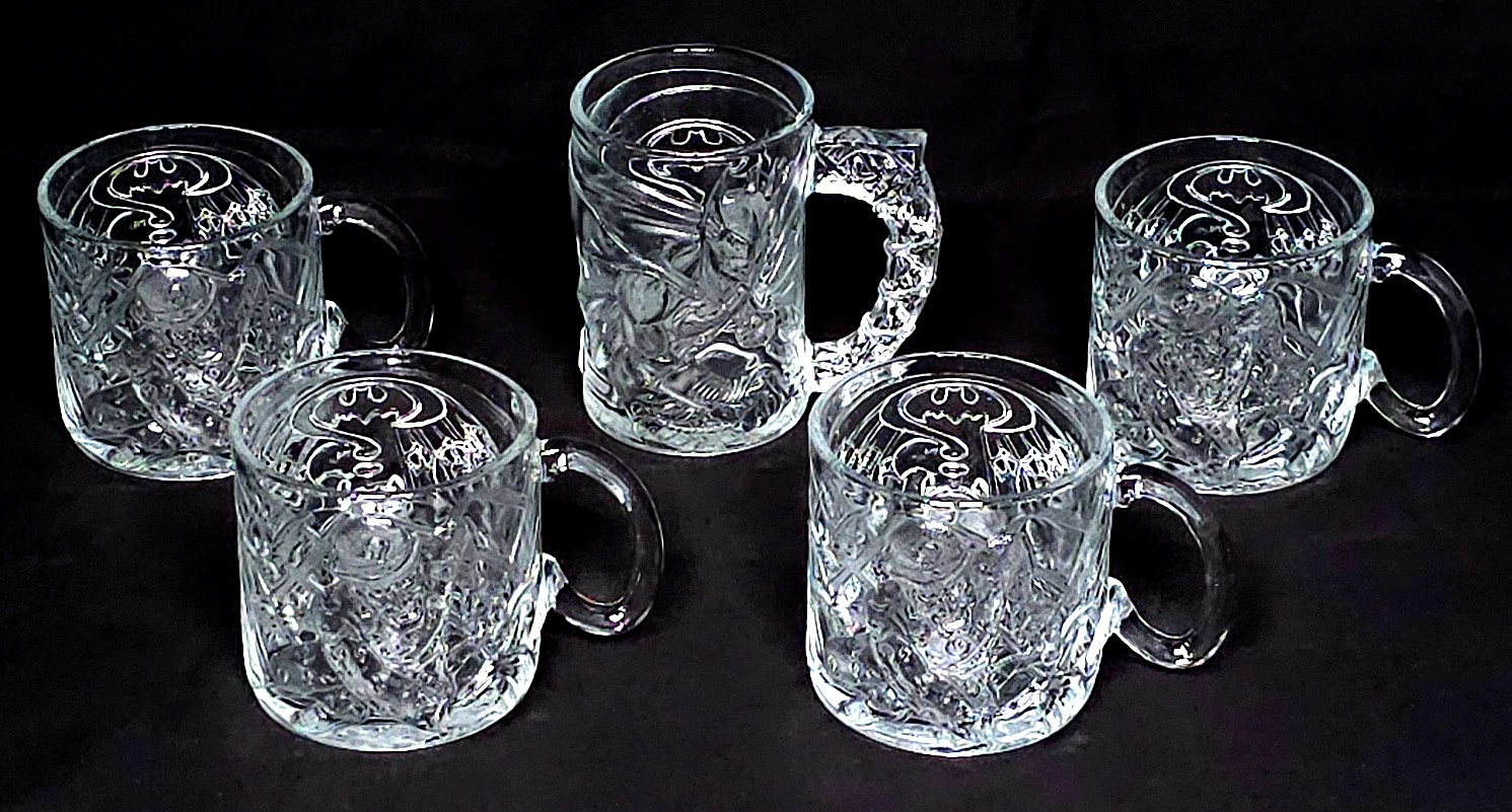 Lot 5 Vtg 1995 McDonalds BATMAN FOREVER 3D Glass Mugs Set w 4 Riddlers, 1 Batman Lot 5 Vtg 1995 McDonalds BATMAN FOREVER 3D Glass Mugs Set w 4 Riddlers, 1 Batman