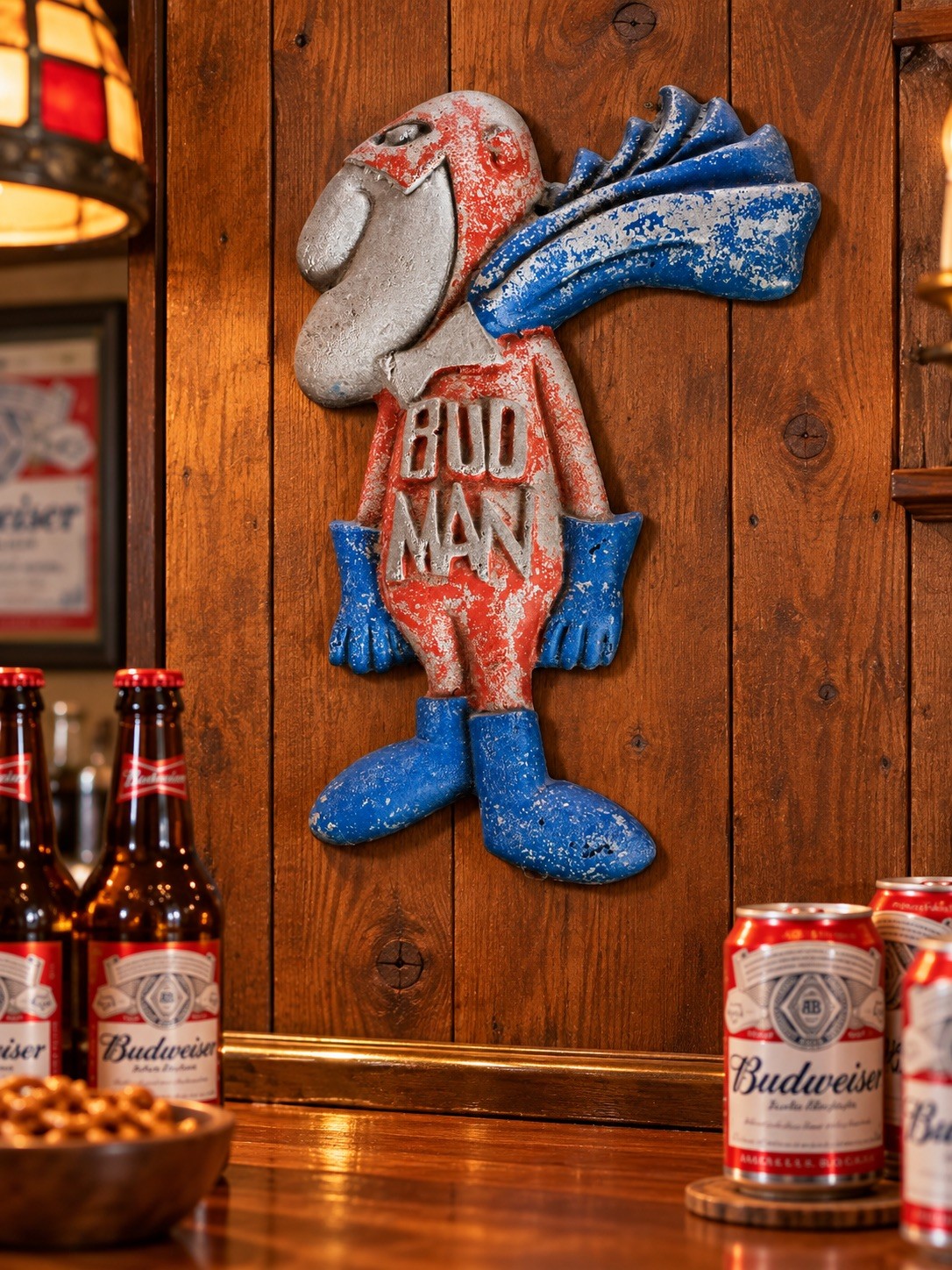 Budweiser Bud Man Cast Aluminum Wall Decor 12 x 8.5 Beer Bar Collectible Budweiser Bud Man Cast Aluminum Wall Decor 12 x 8.5 Beer Bar Collectible