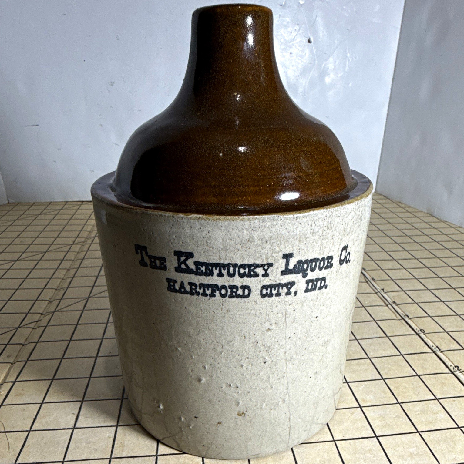 Kentucky Liquor Co Hartford City Indiana Stoneware Whiskey Jug Brown Cream glaze Kentucky Liquor Co Hartford City Indiana Stoneware Whiskey Jug Brown Cream glaze