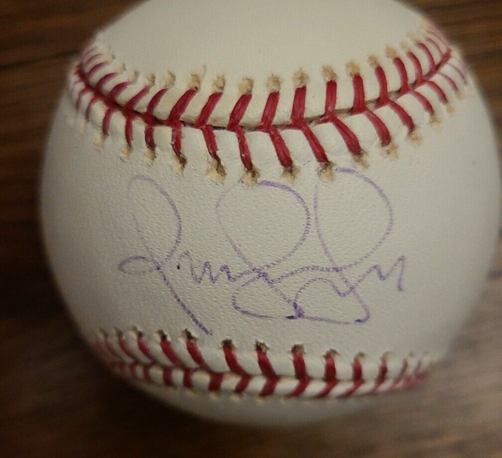 OMAR VIZQUEL SIGNED OFFICIAL MLB BASEBALL CLEVELAND INDIANS W/COA+PROOF WOW RARE