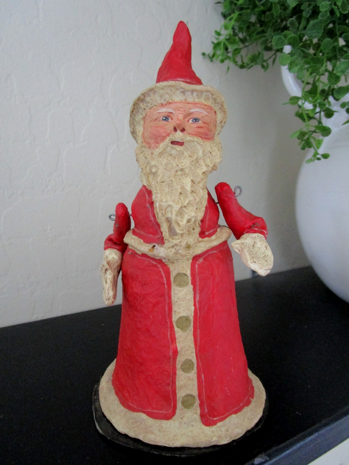 Poliwoggs Folk Art Santa Claus; Vintage, 7 1/4\ Poliwoggs Folk Art Santa Claus; Vintage, 7 1/4\