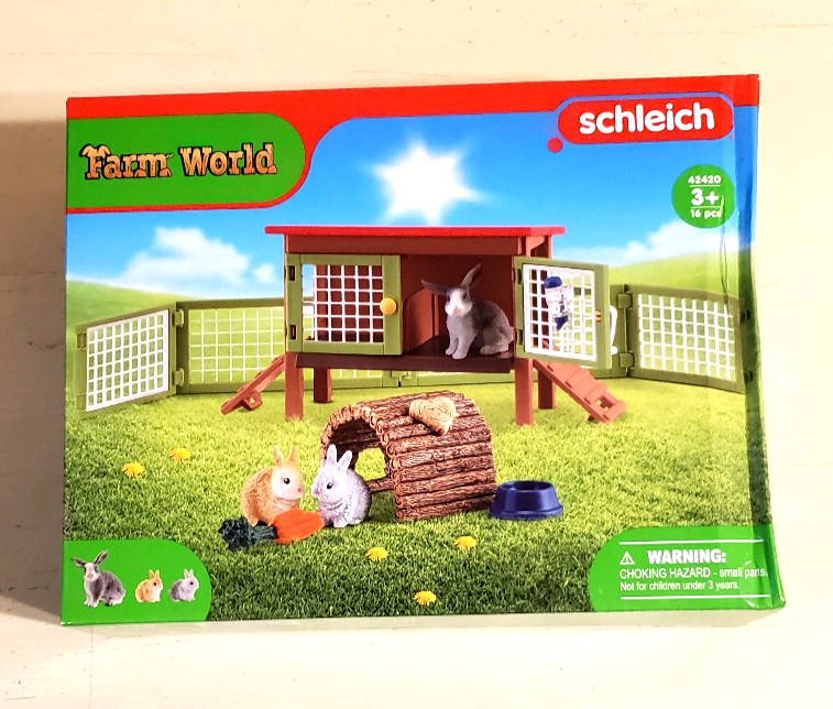 Schleich Farm World Rabbit Bunny Hutch , 42420 - NEW IN BOX Schleich Farm World Rabbit Bunny Hutch , 42420 - NEW IN BOX