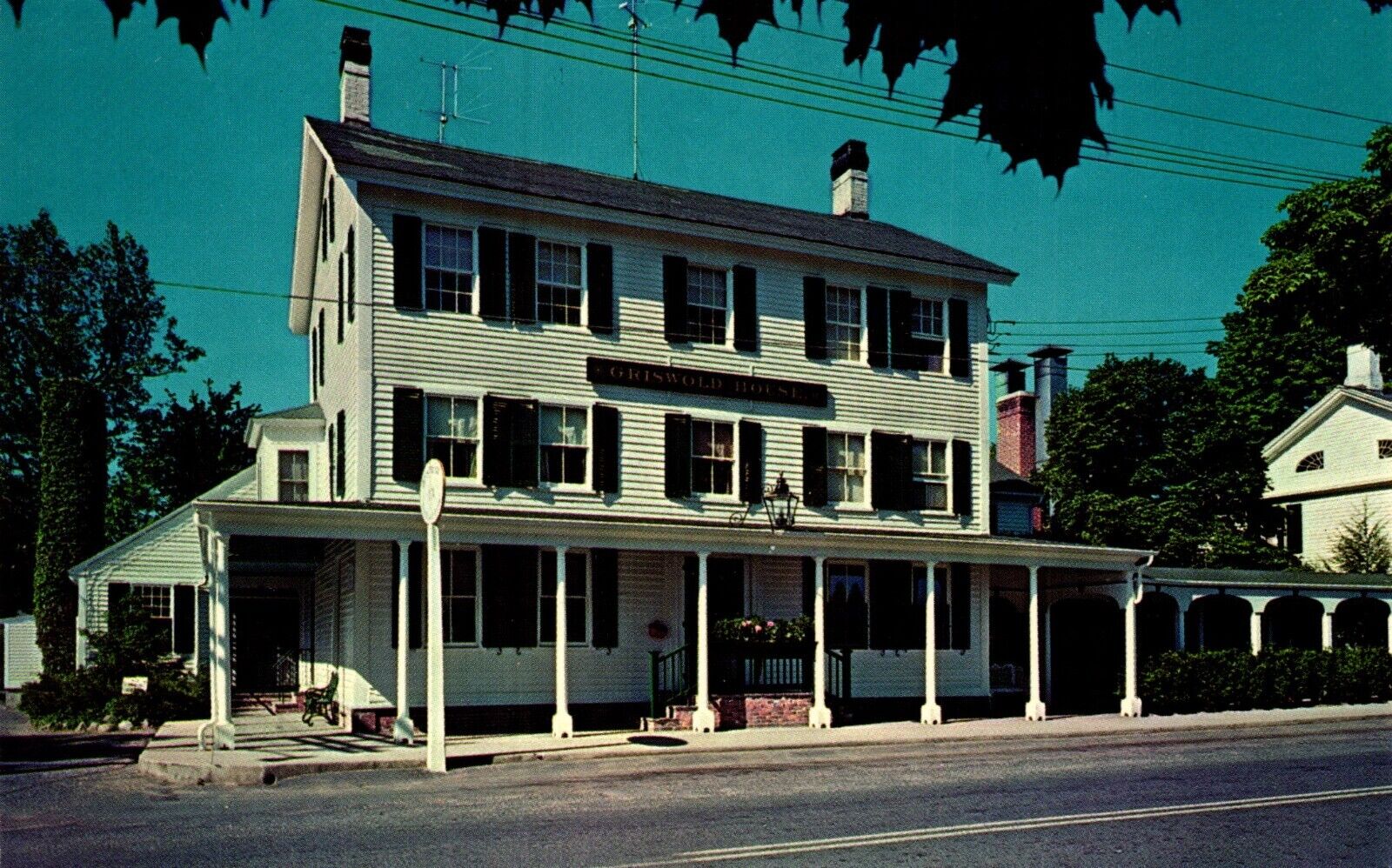Postcard Griswold Inn, Essex, Connecticut