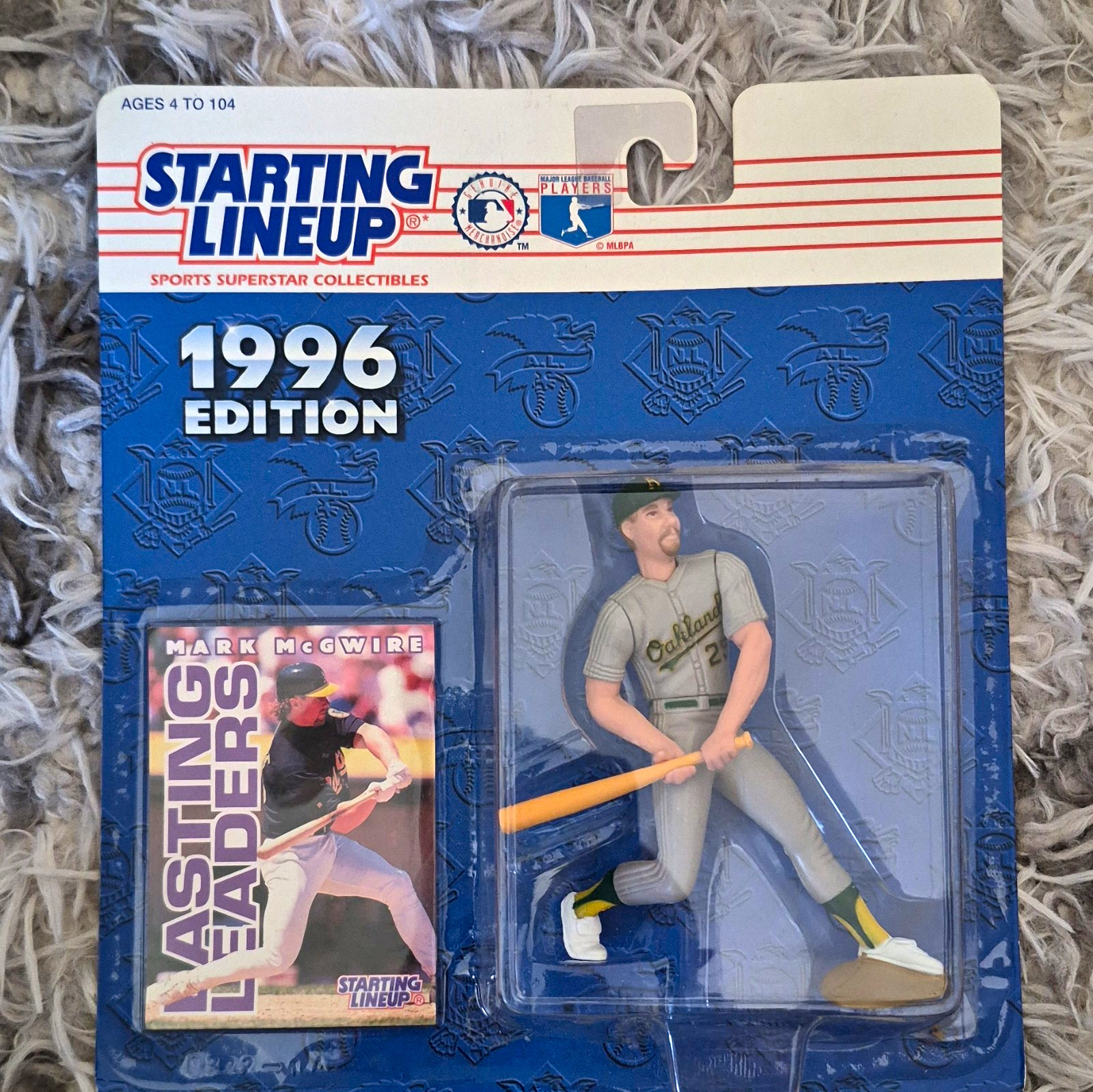 Starting Lineup 1996 Edition Mark McGwire Oakland Athletics Figure w/ Card