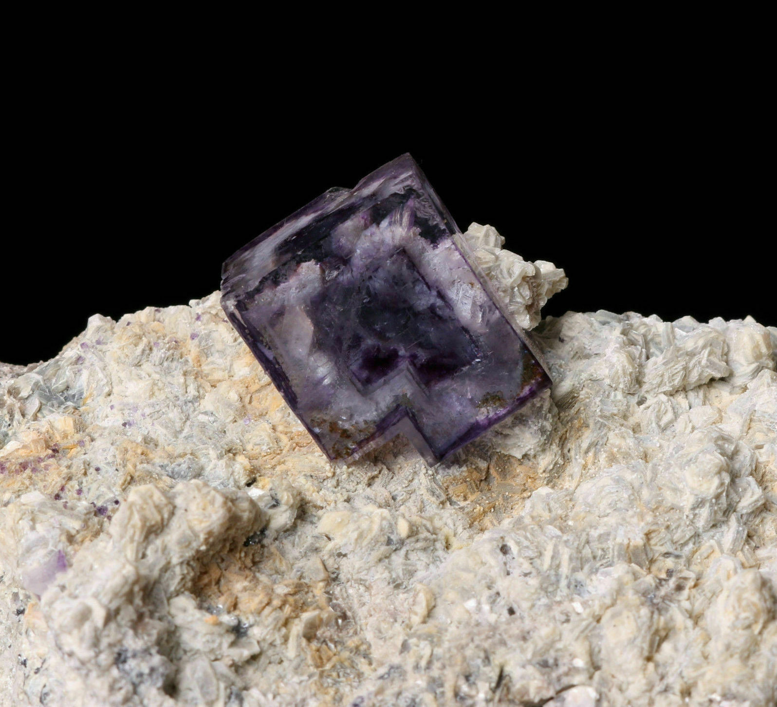 Natural Clear Purple Phantom Cube Fluorite Quartz Crysal Cluster Mineral 273g
